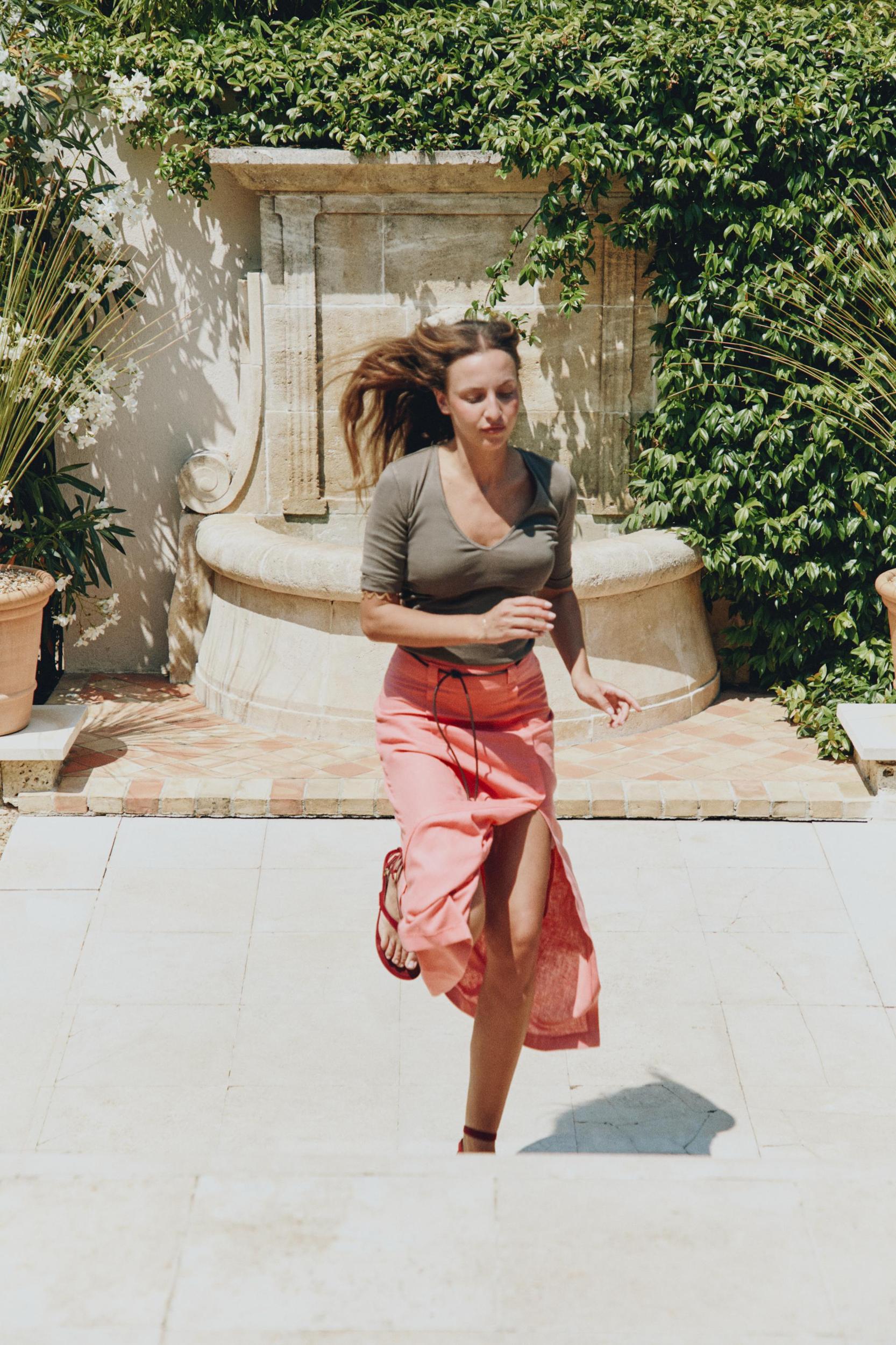 LINEN BELTED MIDI SKIRT Product Image