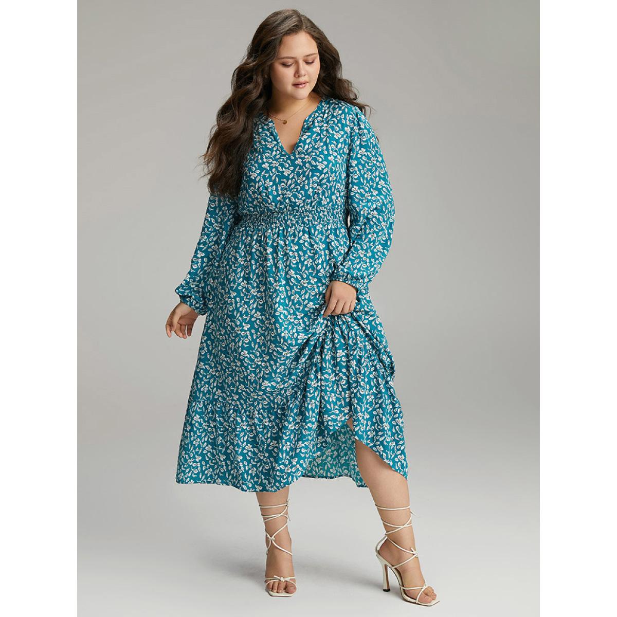 Plus Size Supersoft Essentials Ditsy Floral Shirred Pocket Dress Cerulean Women Elegant Elastic cuffs V-neck Long Sleeve Curvy Midi Dress BloomChic 26/4X Product Image