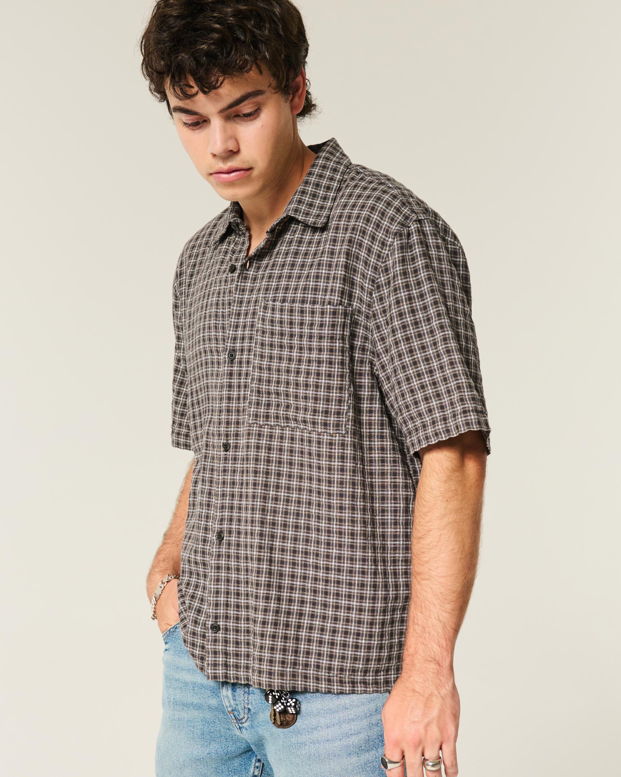 Boxy Short-Sleeve Pocket Shirt Product Image