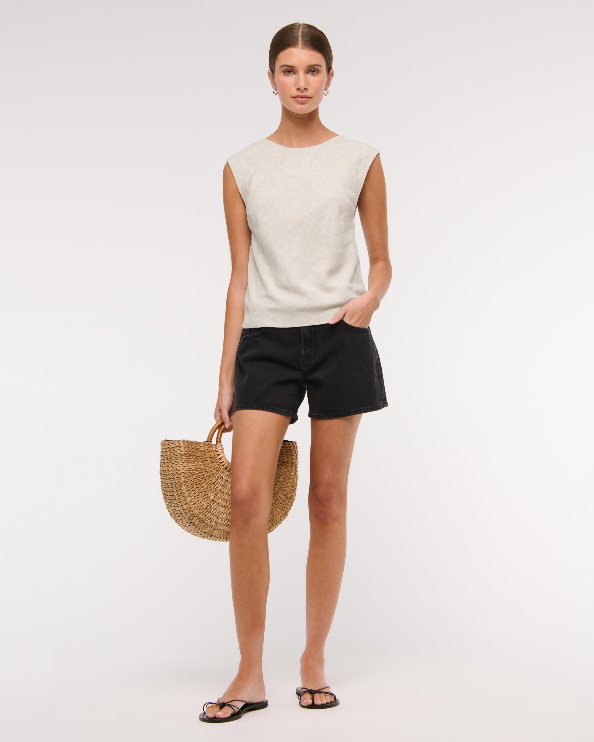 Linen-Blend Skimming Shell Top Product Image