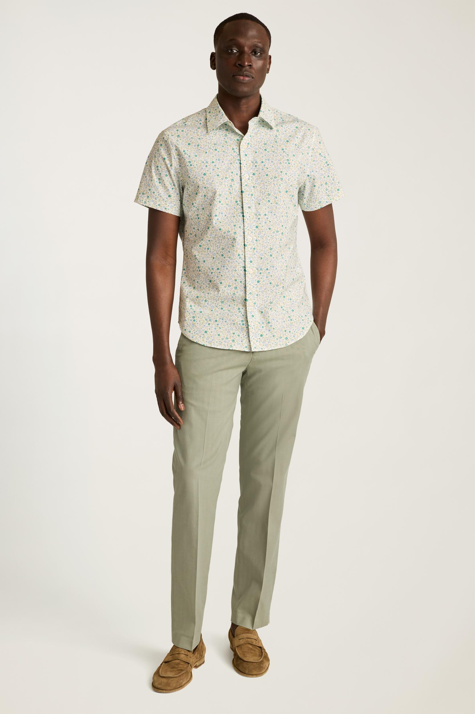 Weekday Warrior Dress Pants Product Image