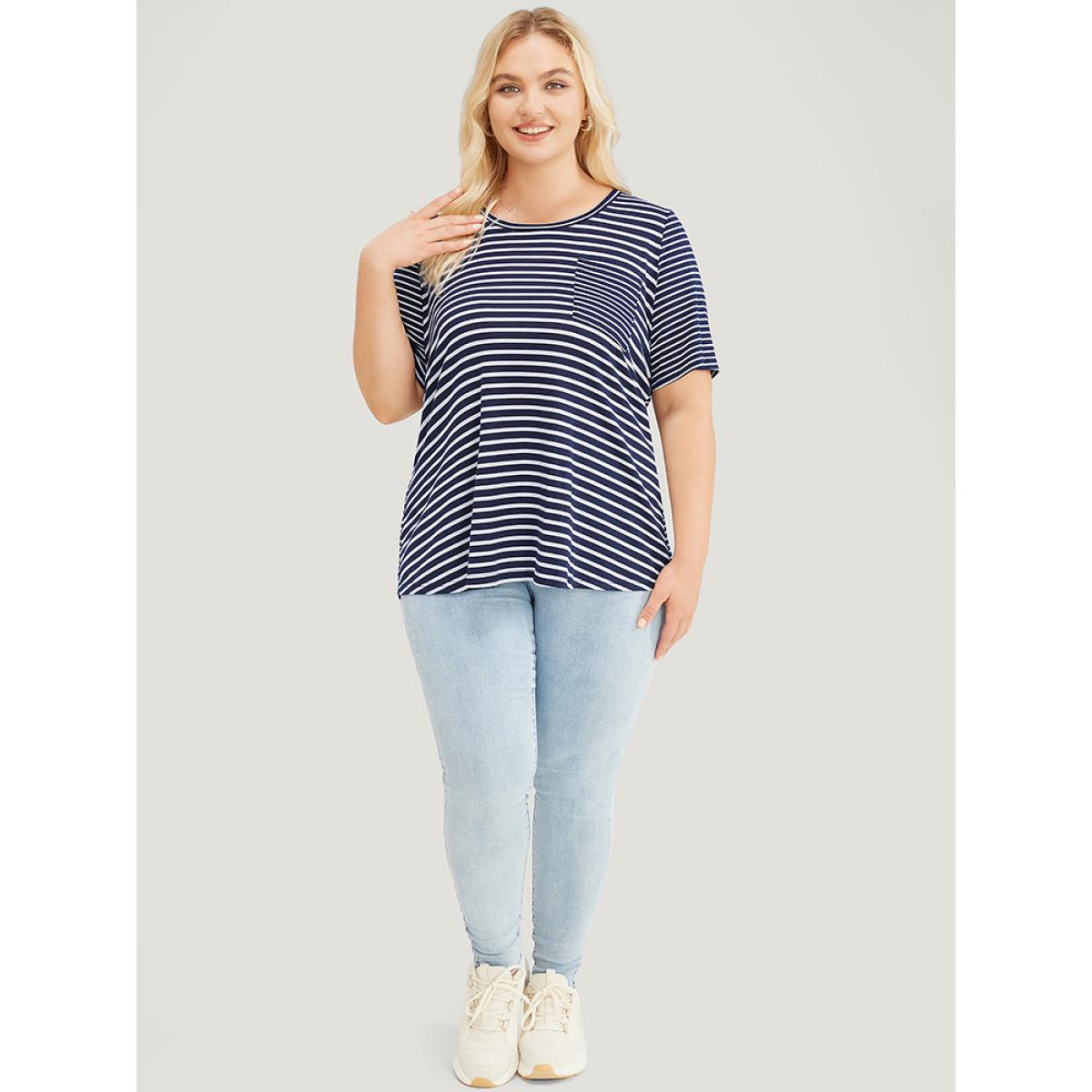 Plus Size Striped Print Crew Neck Pocket T-shirt Navy Women Casual Striped Round Neck Dailywear T-shirts BloomChic 28/5X Product Image
