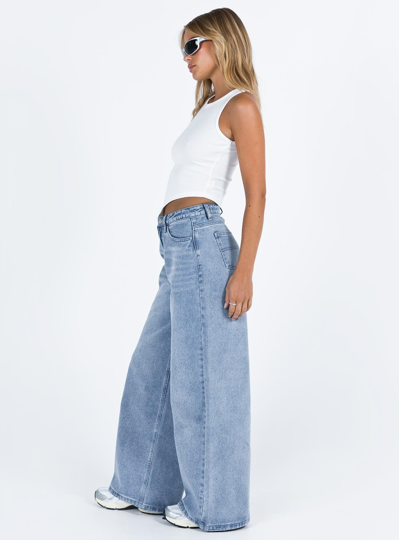 Naylor Mid Rise Wide Leg Jeans Light Blue Wash Product Image