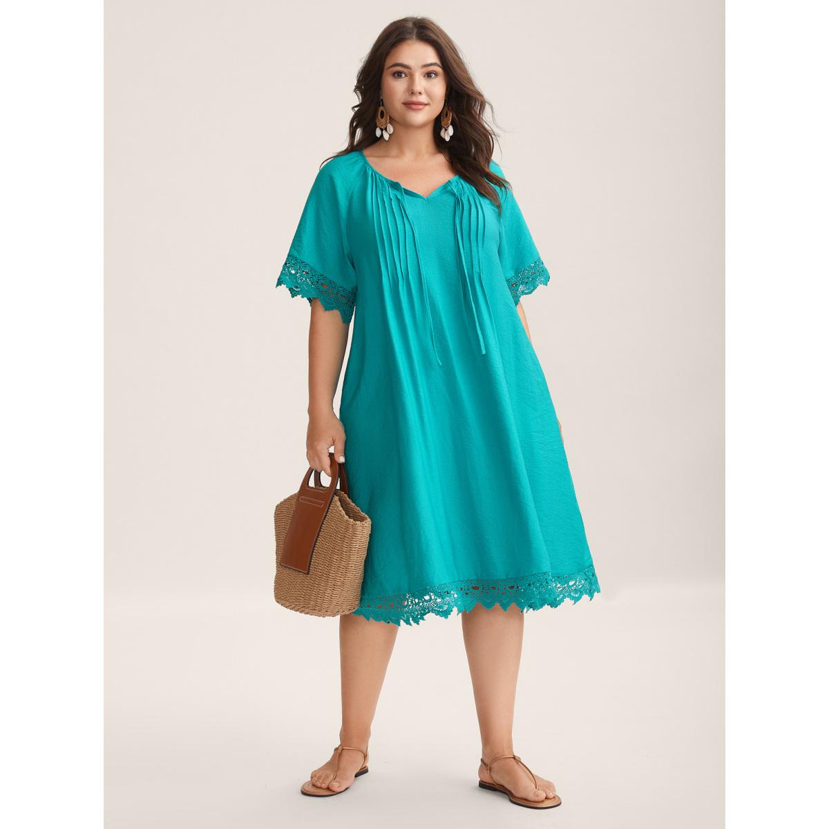 Plus Size Pleated Lace Trim Relaxed Midi Dress Arctic Women Notched collar Short sleeve Curvy BloomChic 14-16/1X Product Image