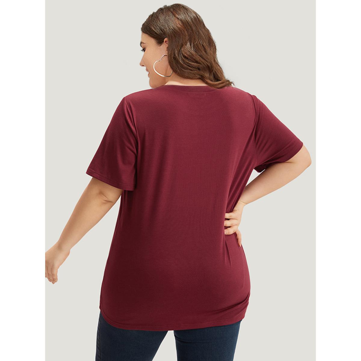 Plus Size Moon & Star Print Round Neck T-shirt Burgundy Women Casual Printed Star and moon Dailywear T-shirts BloomChic 12/L Product Image