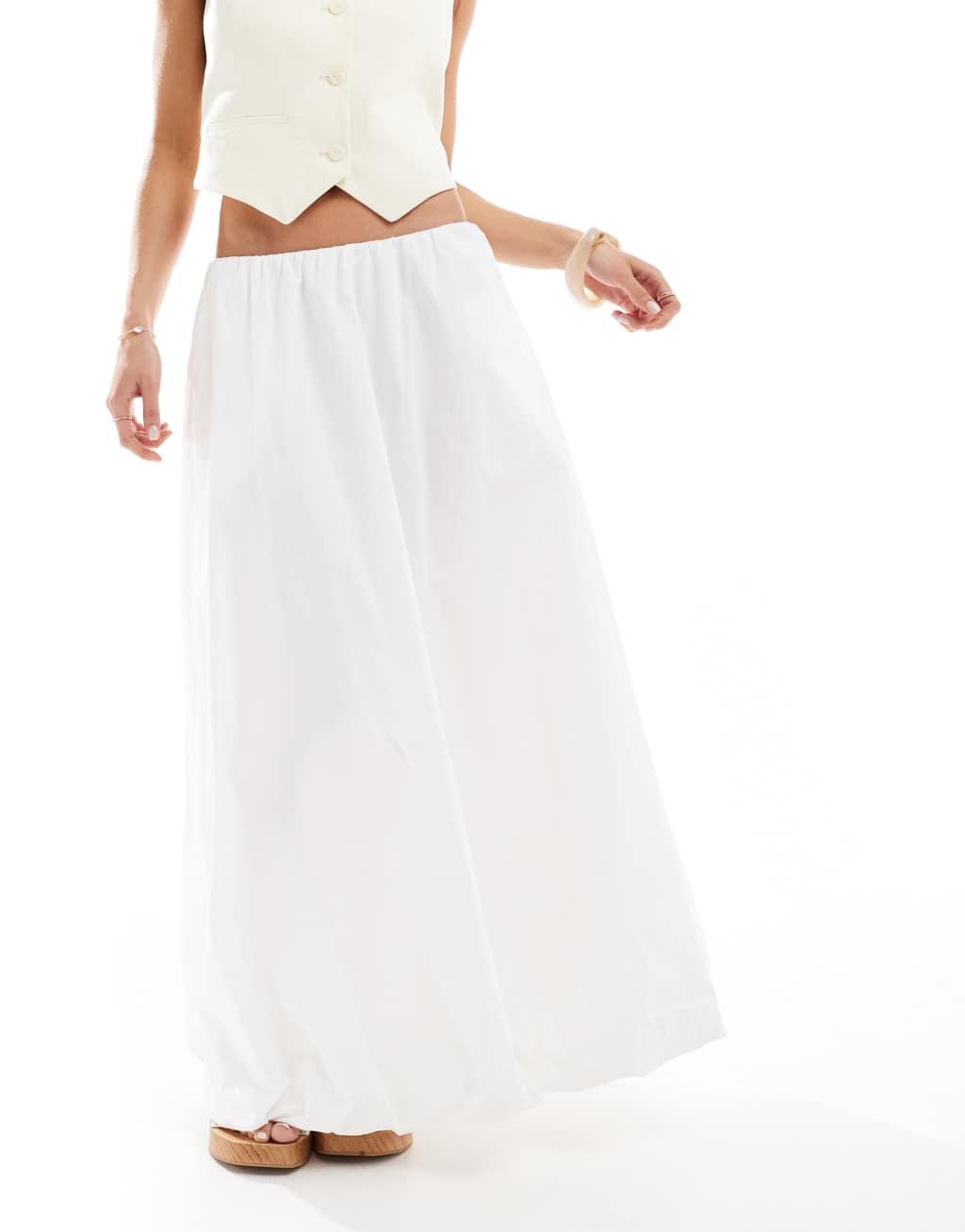 Stradivarius bubble hem midi skirt in white Product Image