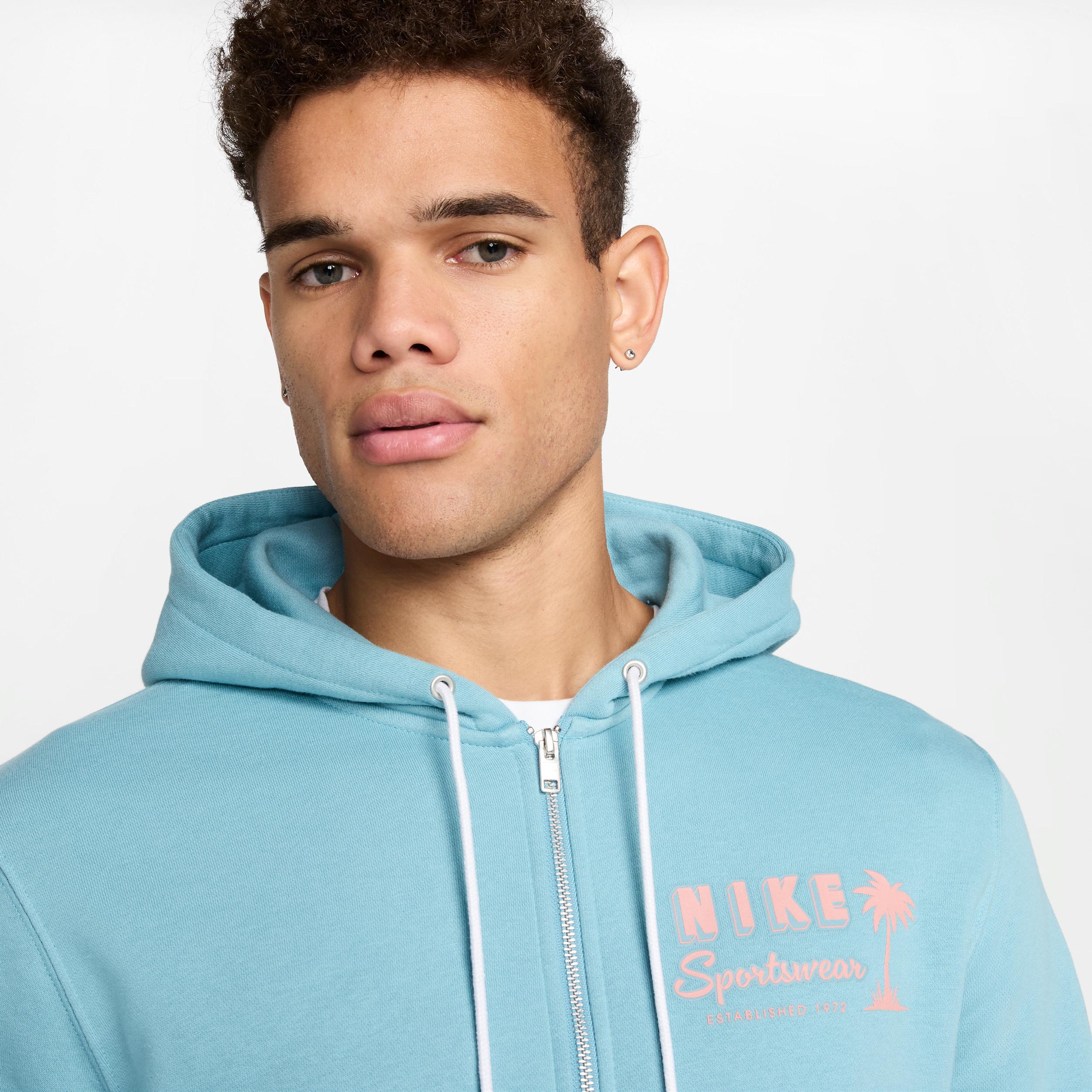 Nike Men's Club Full-Zip Fleece Hoodie Product Image