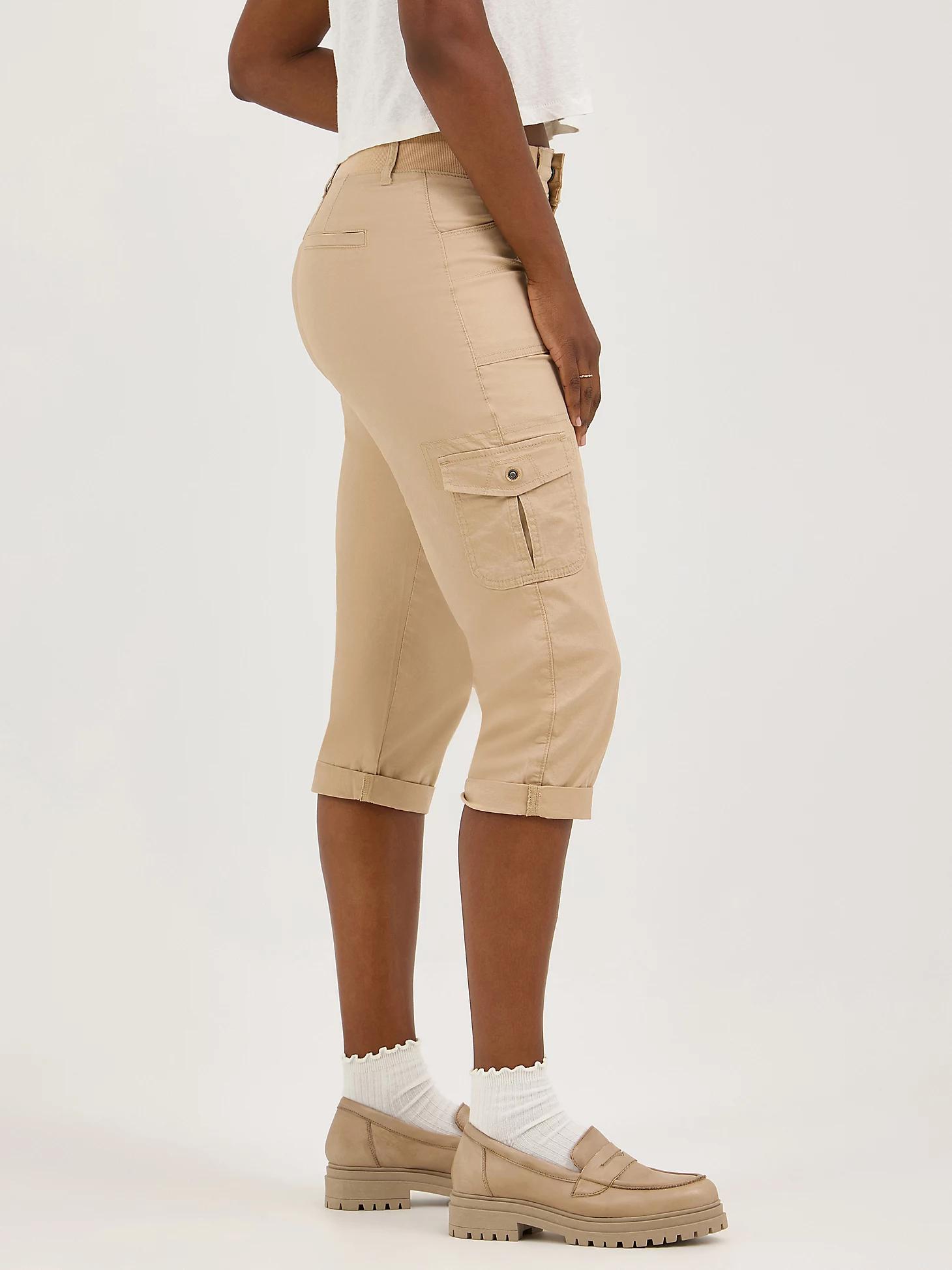 Women’s Relaxed Fit Austyn Cargo Capri | Women's Capris & Crops | Lee® Product Image