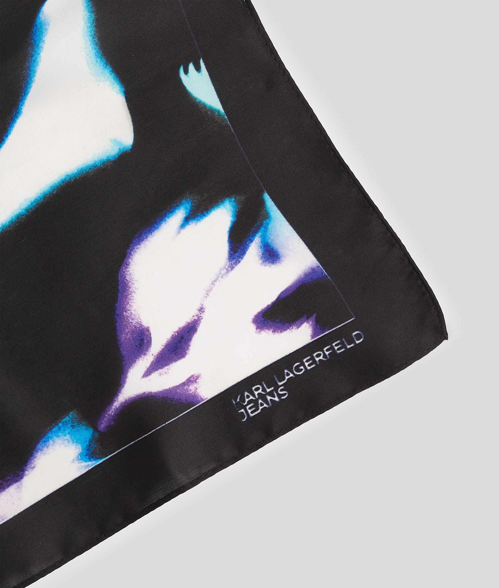 FLORAL BANDANA SCARF Product Image