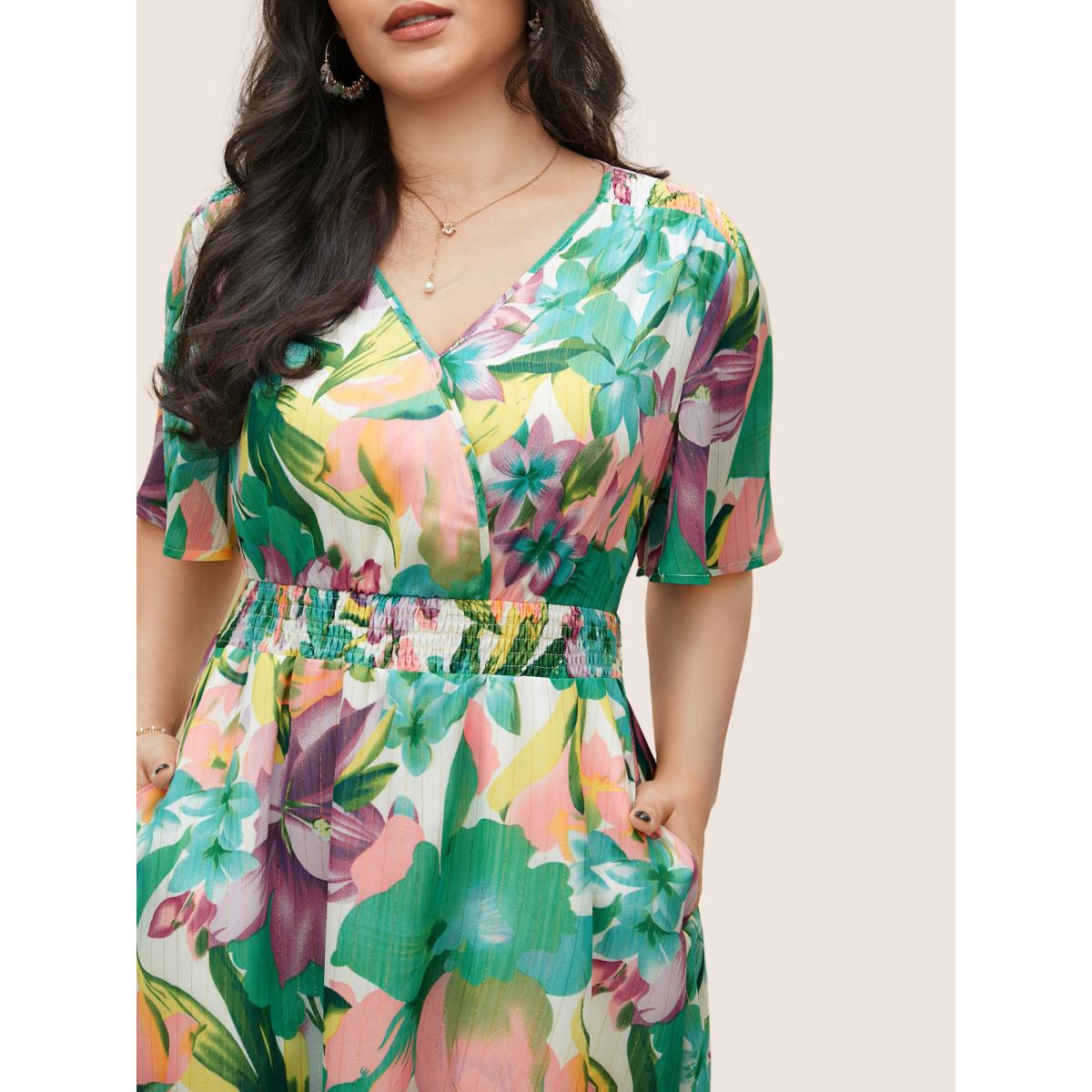 Plus Size Floral Print Overlap Collar Pocket Shirred Dress Green Women Elegant Non Overlap Collar Short sleeve Curvy Midi Dress BloomChic 14-16/1X Product Image