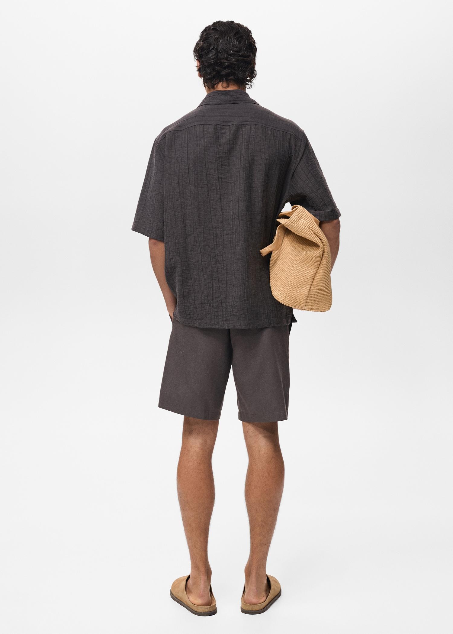 Creased-effect shirt - Men | MANGO USA Product Image