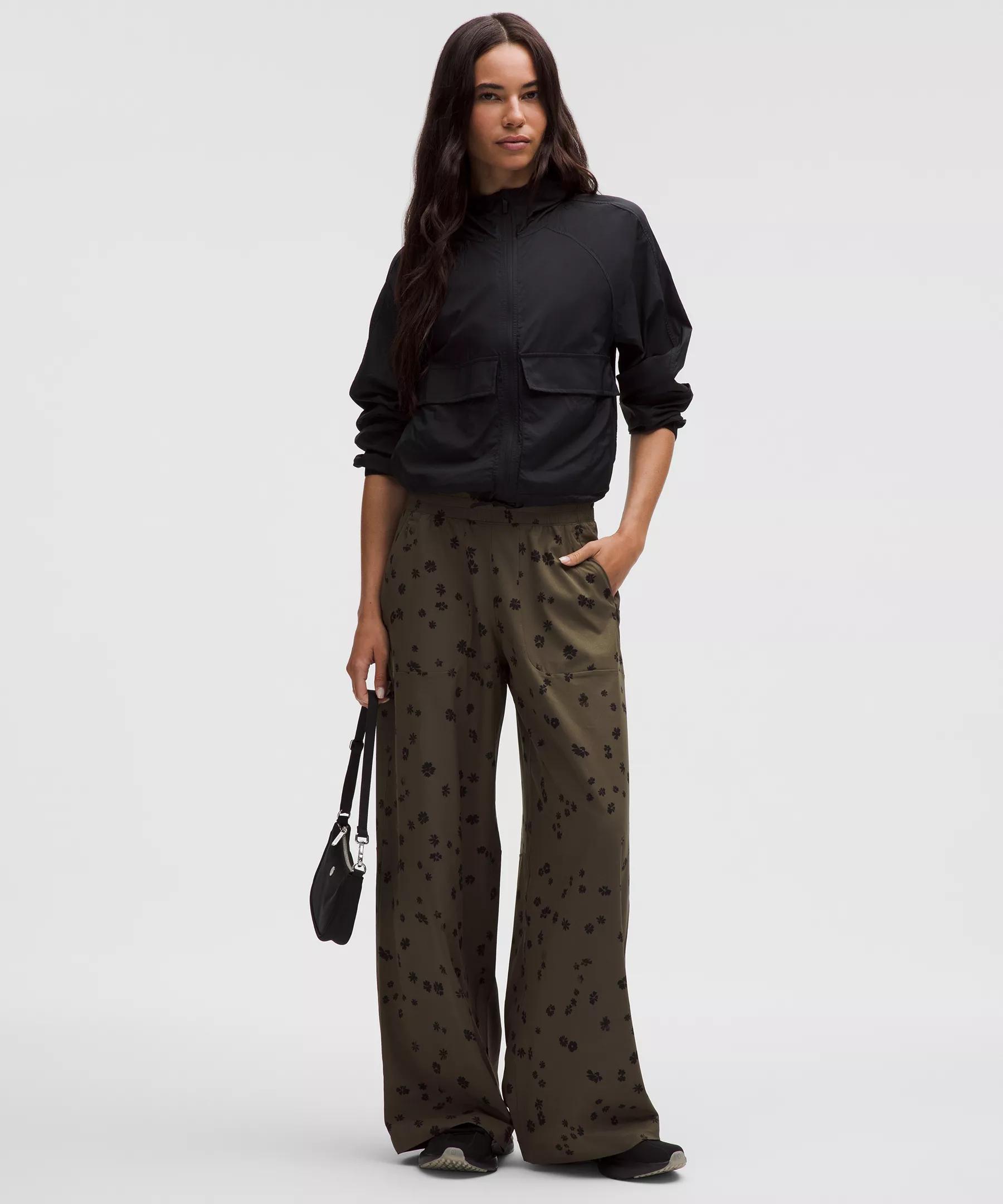 Swift Mid-Rise Wide-Leg Pant Product Image