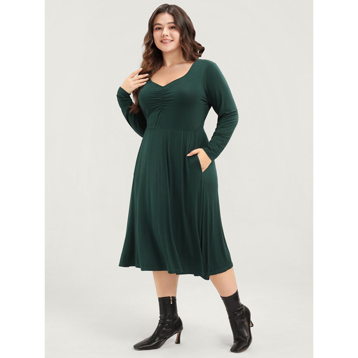 Plus Size Solid Pocket Gathered V Neck Midi Dress Without Belt ArmyGreen Women Elegant Gathered V-neck Long Sleeve Curvy Midi Dress BloomChic 14-16/1X Product Image
