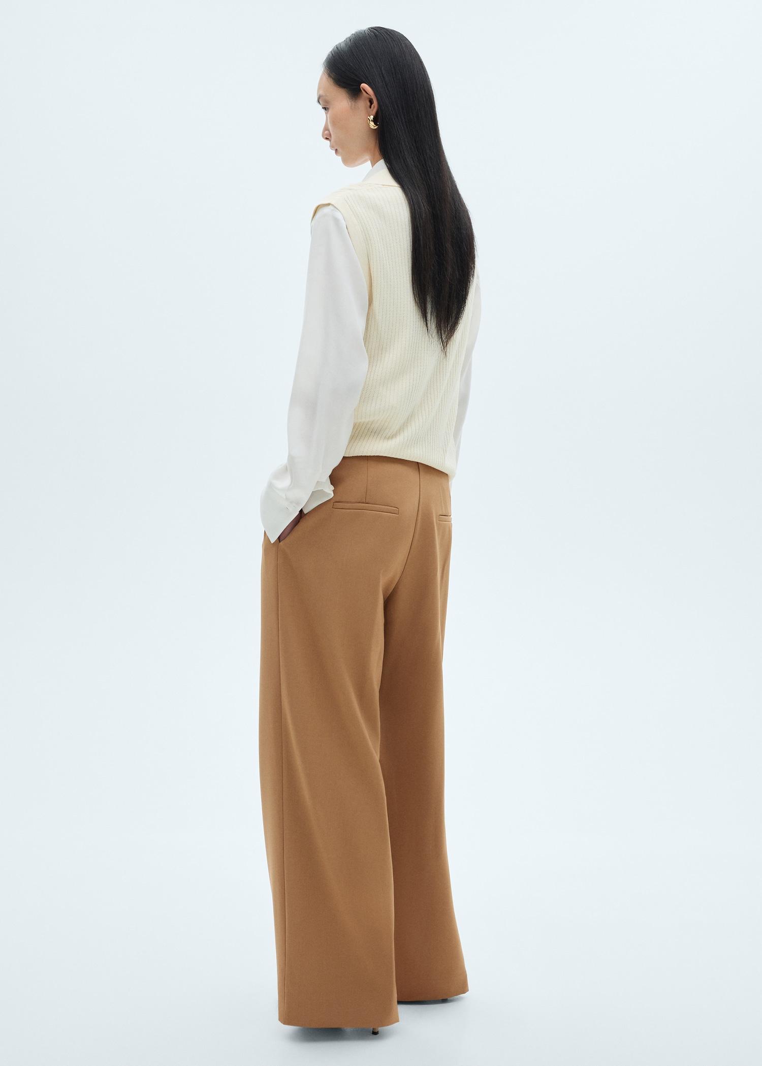 Wide-leg pleated pants - Women | MANGO USA Product Image