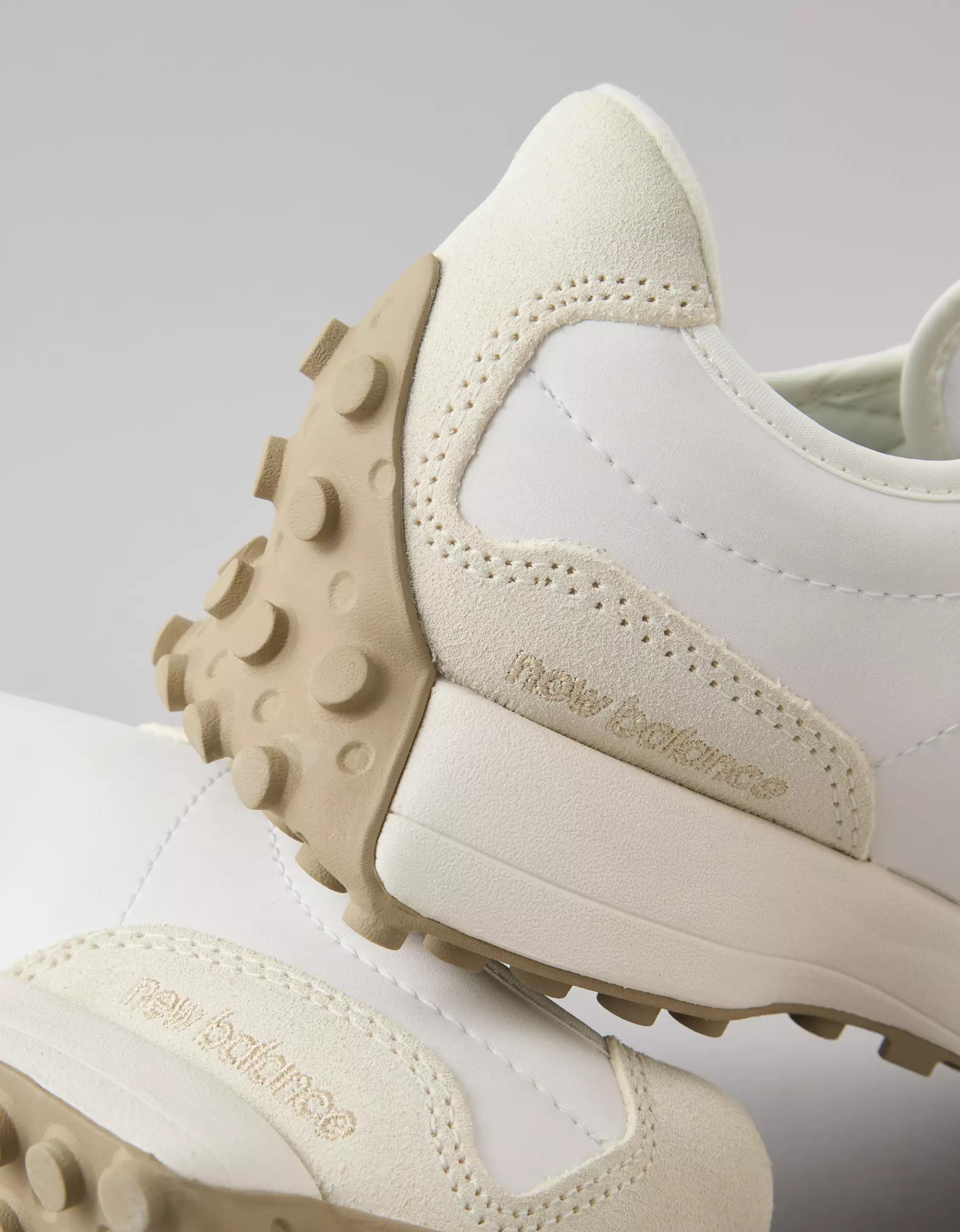 New Balance 327 Sneaker Product Image