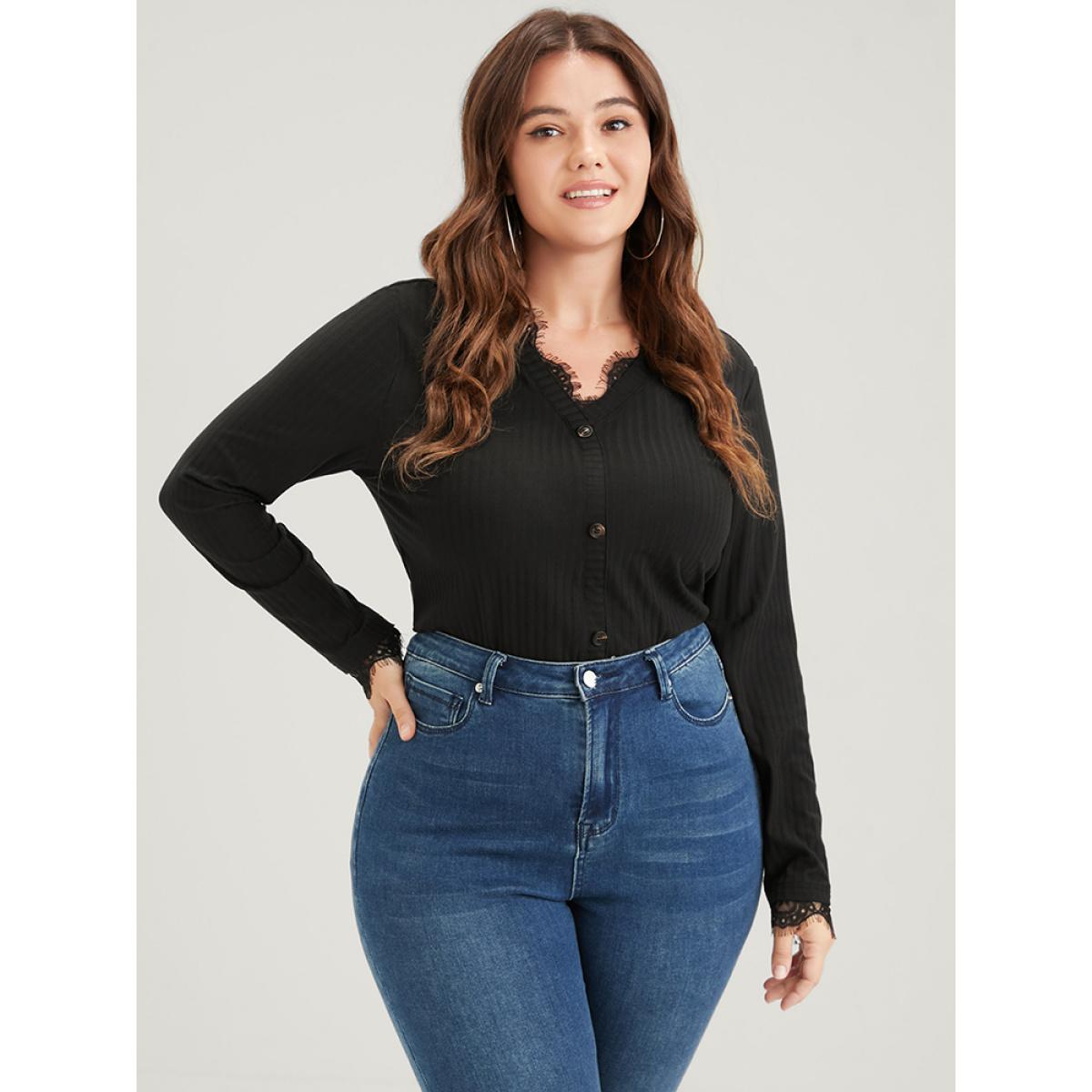 Plus Size Solid Button Rib Knit Lace Trim Long Tee Black Women Elegant Lace Plain V-neck Dailywear T-shirts BloomChic 26/4X Product Image
