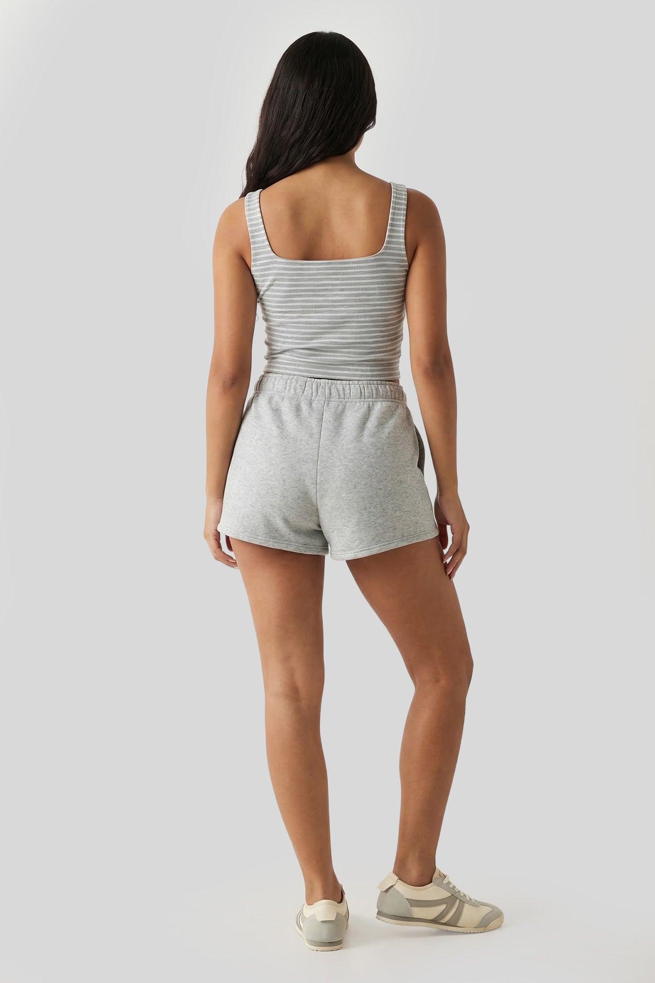 Graphic Fleece Short Female Product Image
