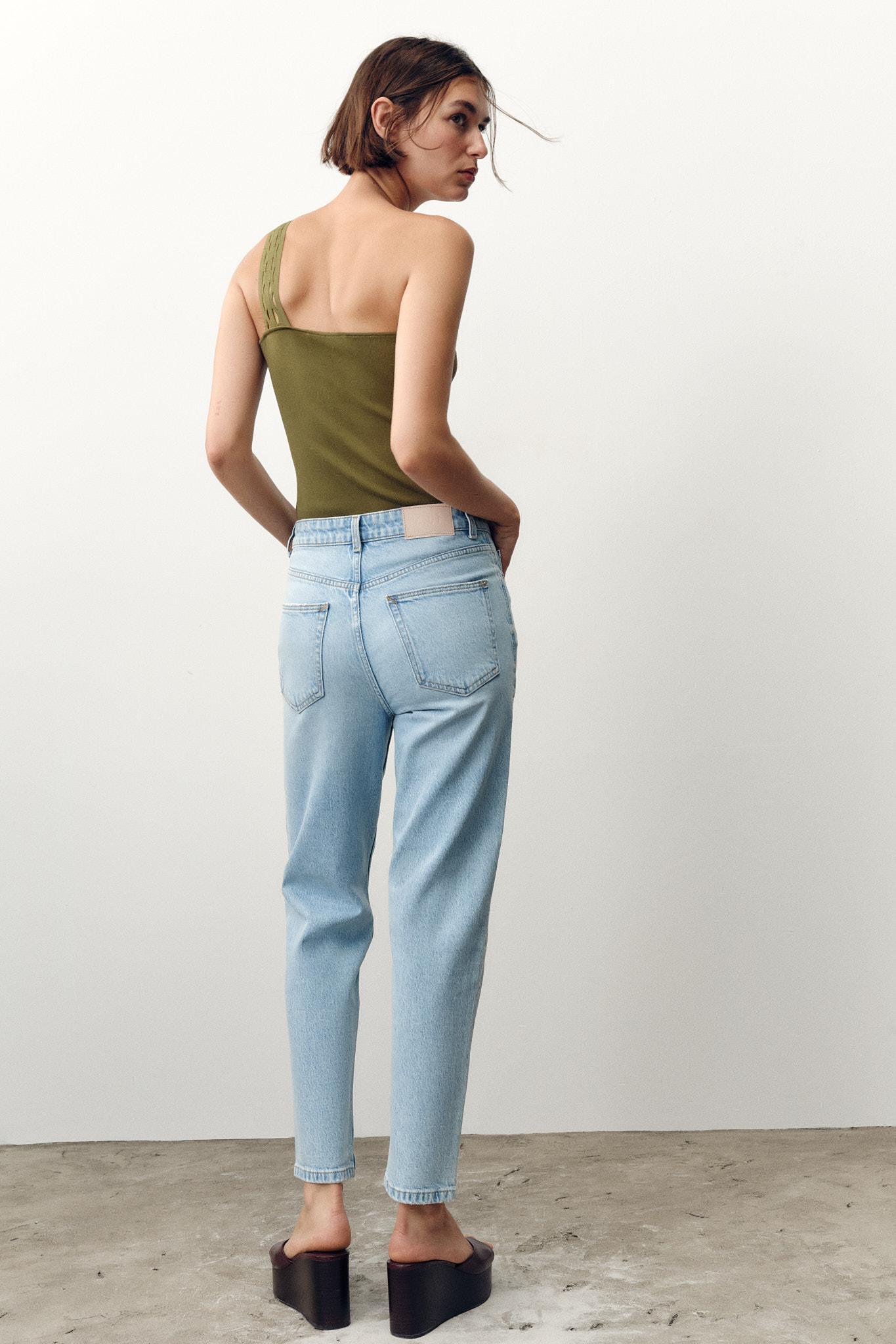 Z.01 HIGH WAIST COMFORT MOM FIT JEANS Product Image