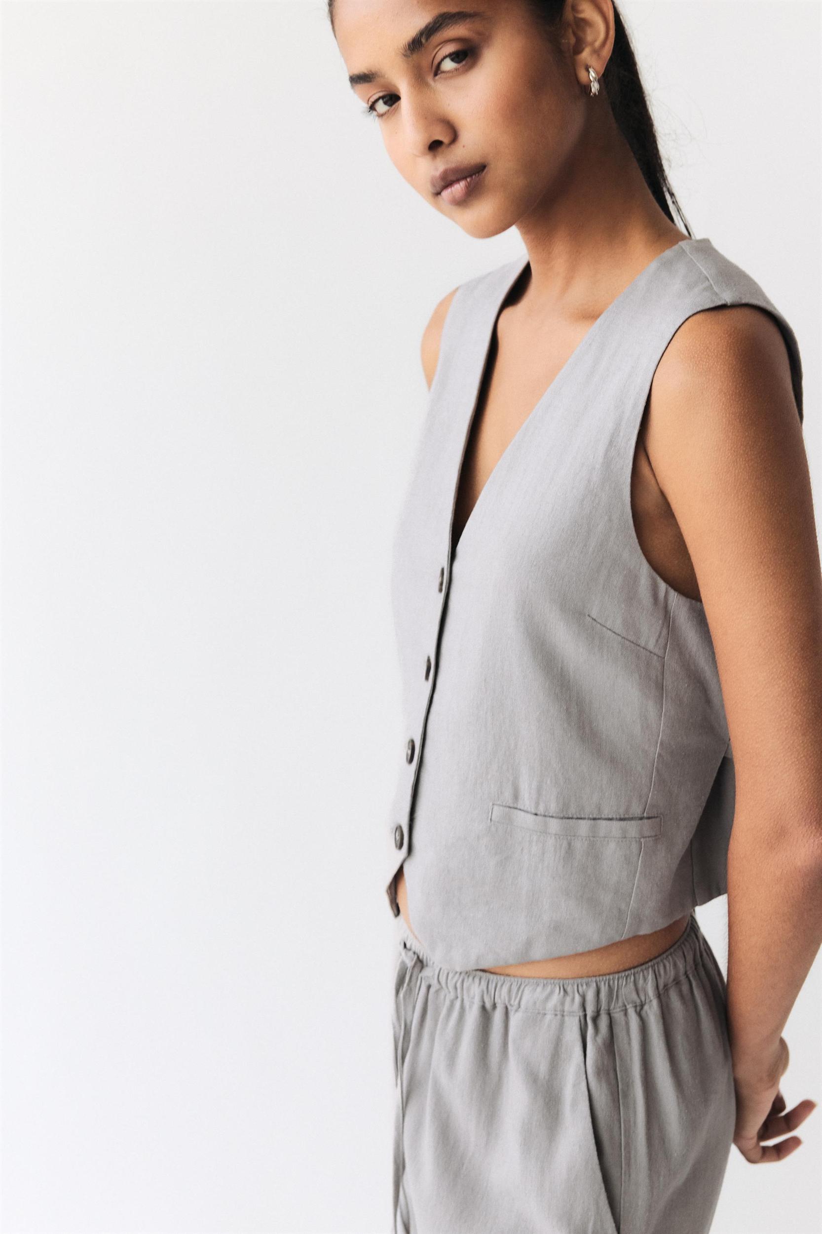 Rustic vest Product Image