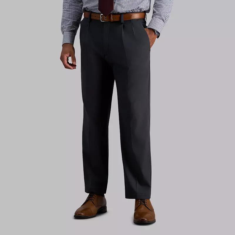 Men's Haggar® Cool Right® Performance Flex Classic-Fit Pleated Pants,  Product Image
