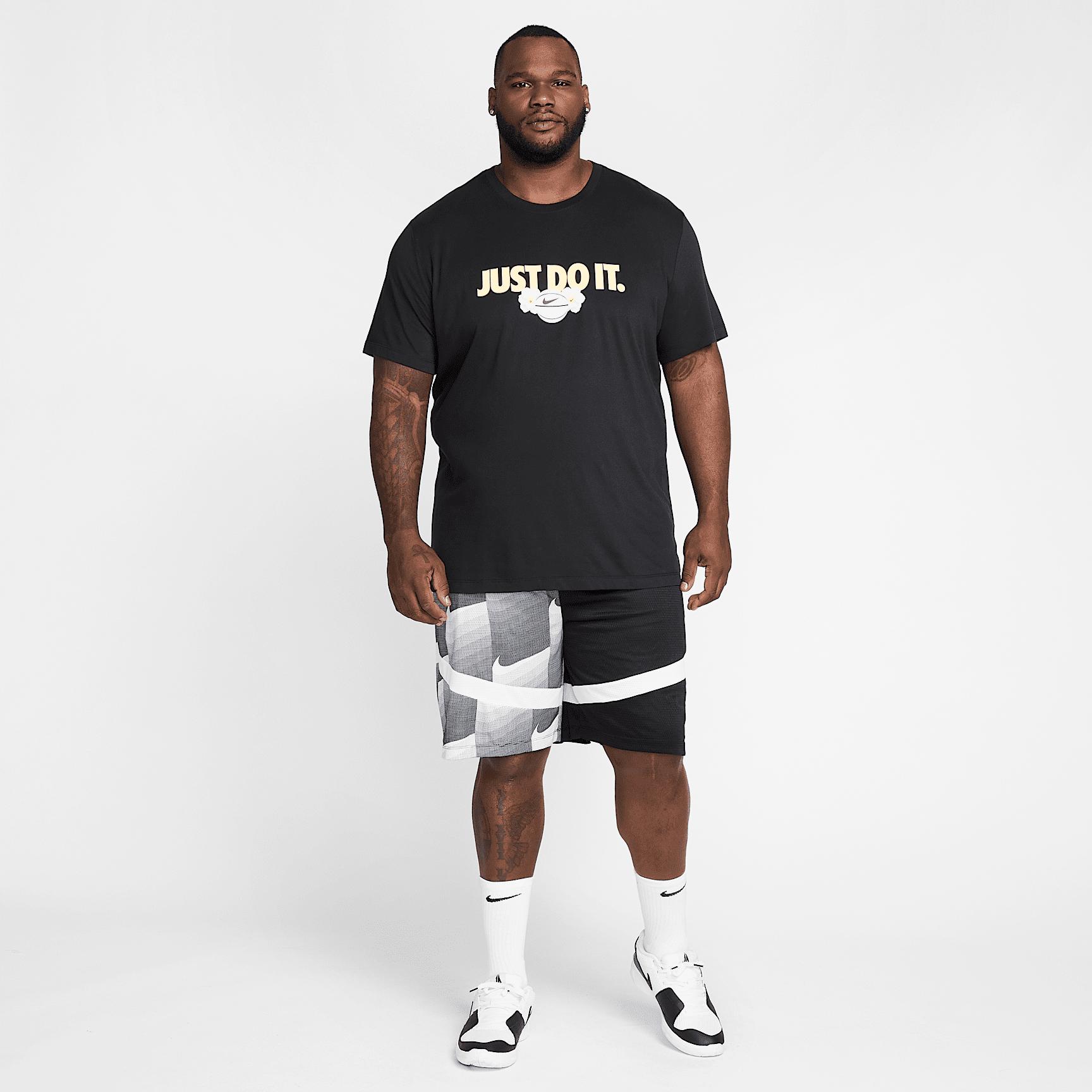 Nike Men's Dri-FIT Basketball T-Shirt Product Image