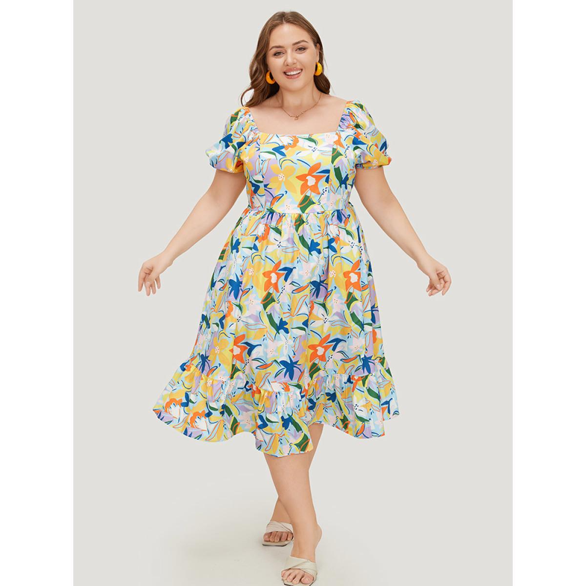 Plus Size Floral Print Pocket Ruffle Hem Square Neck Dress Multicolor Women Elegant Tiered Square Neck Short sleeve Curvy Midi Dress BloomChic 26/4X Product Image