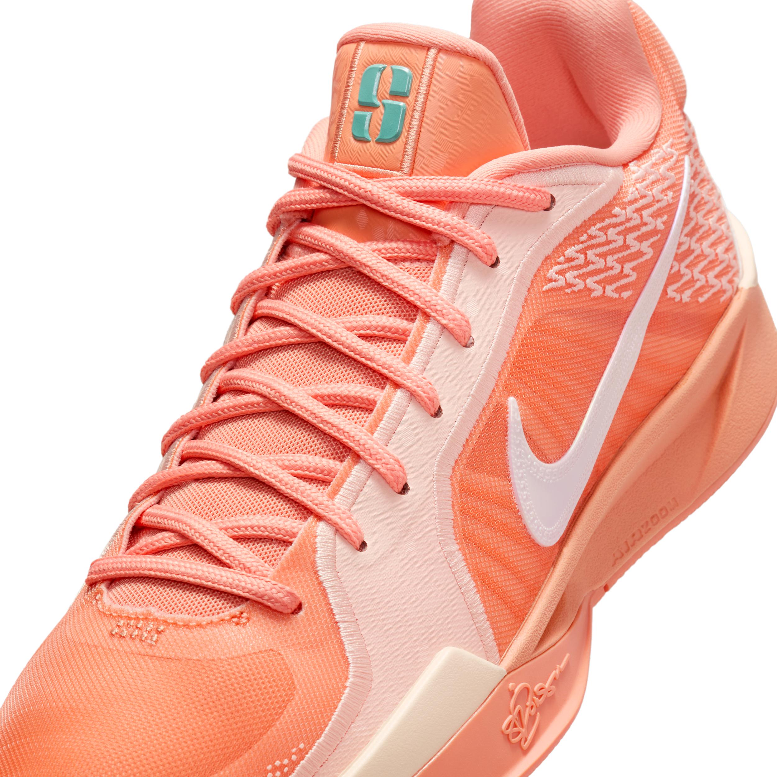 Nike Women's Sabrina 2 Basketball Shoes Product Image