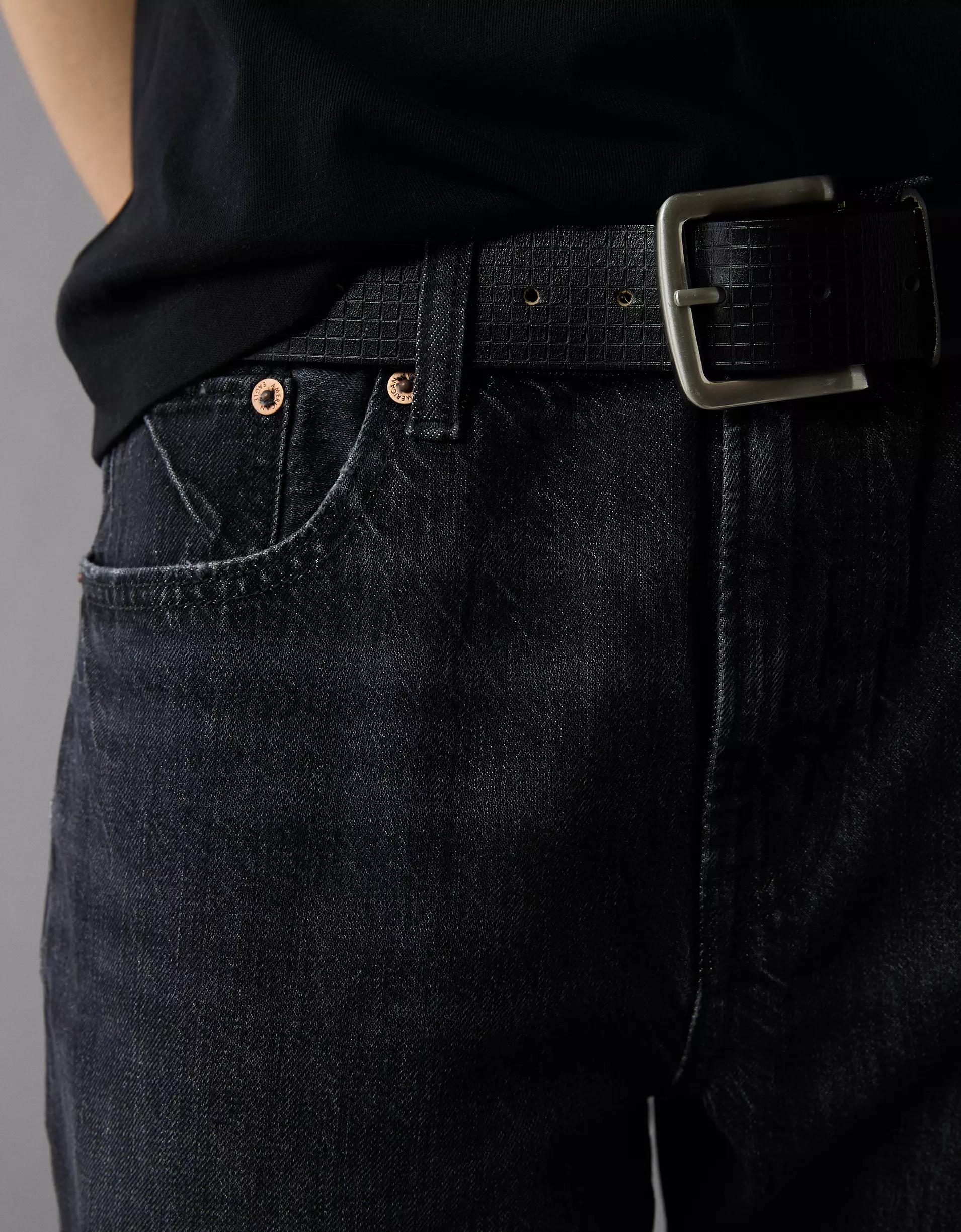 AE Low-Rise Ex-Boyfriend Jean Product Image