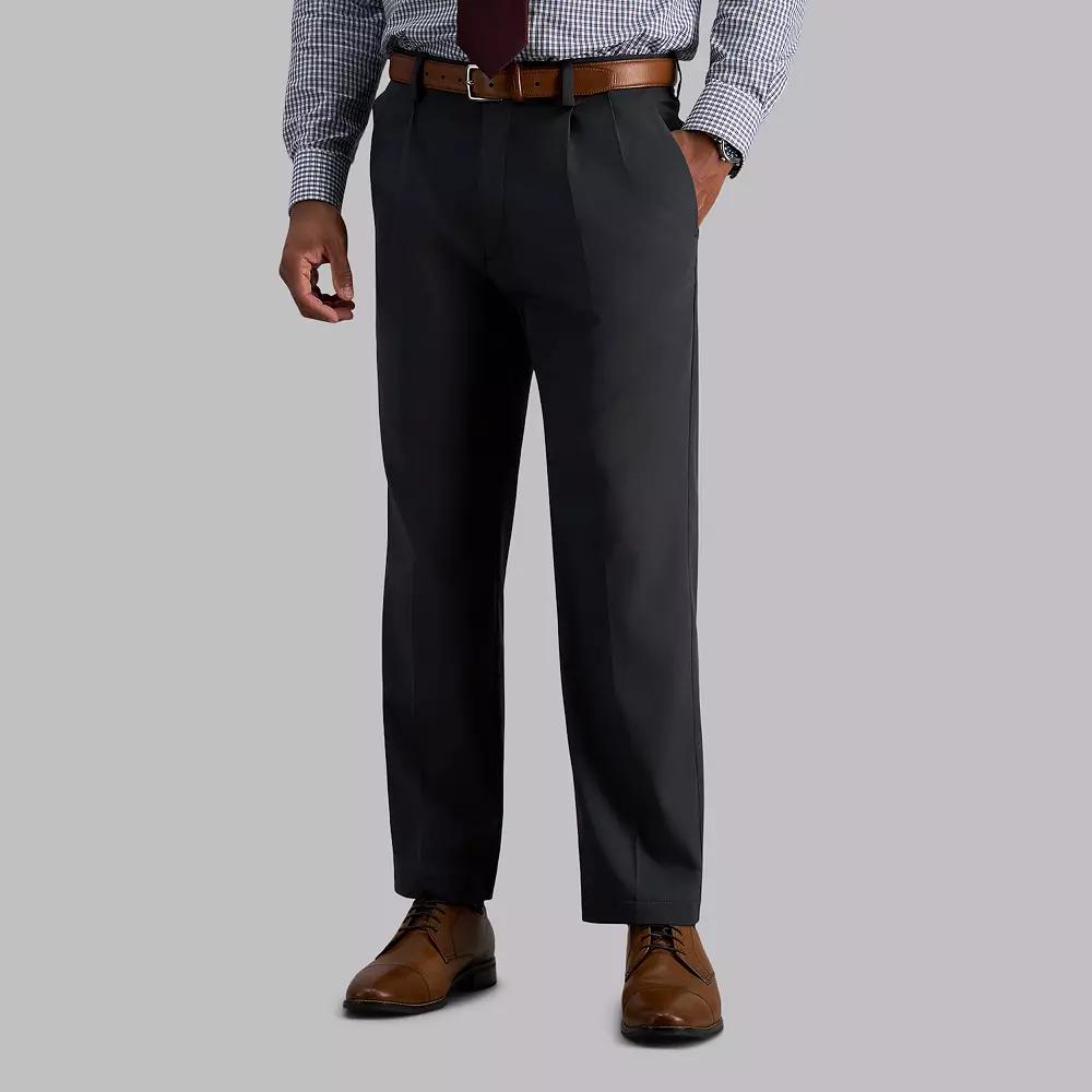 Men's Haggar® Cool Right® Performance Flex Classic-Fit Pleated Pants,  Product Image