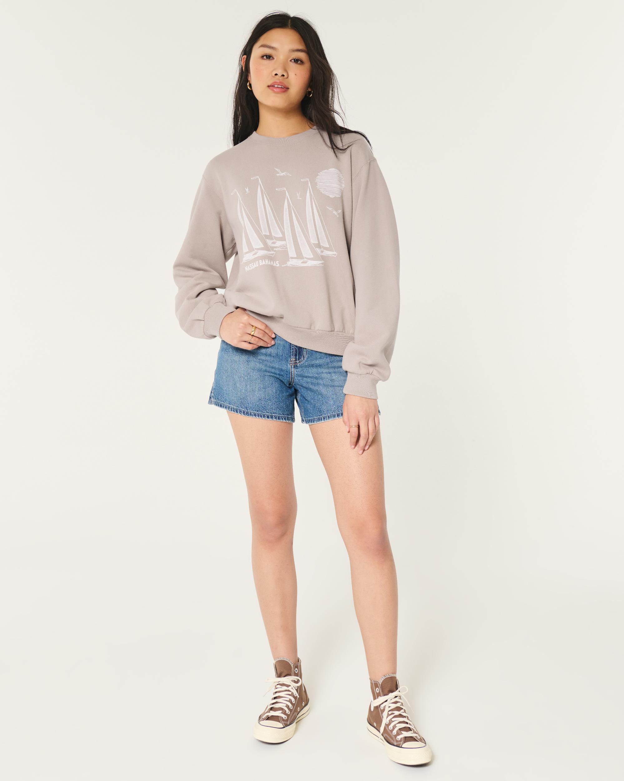 Easy Nassau Bahamas Graphic Crew Sweatshirt Product Image