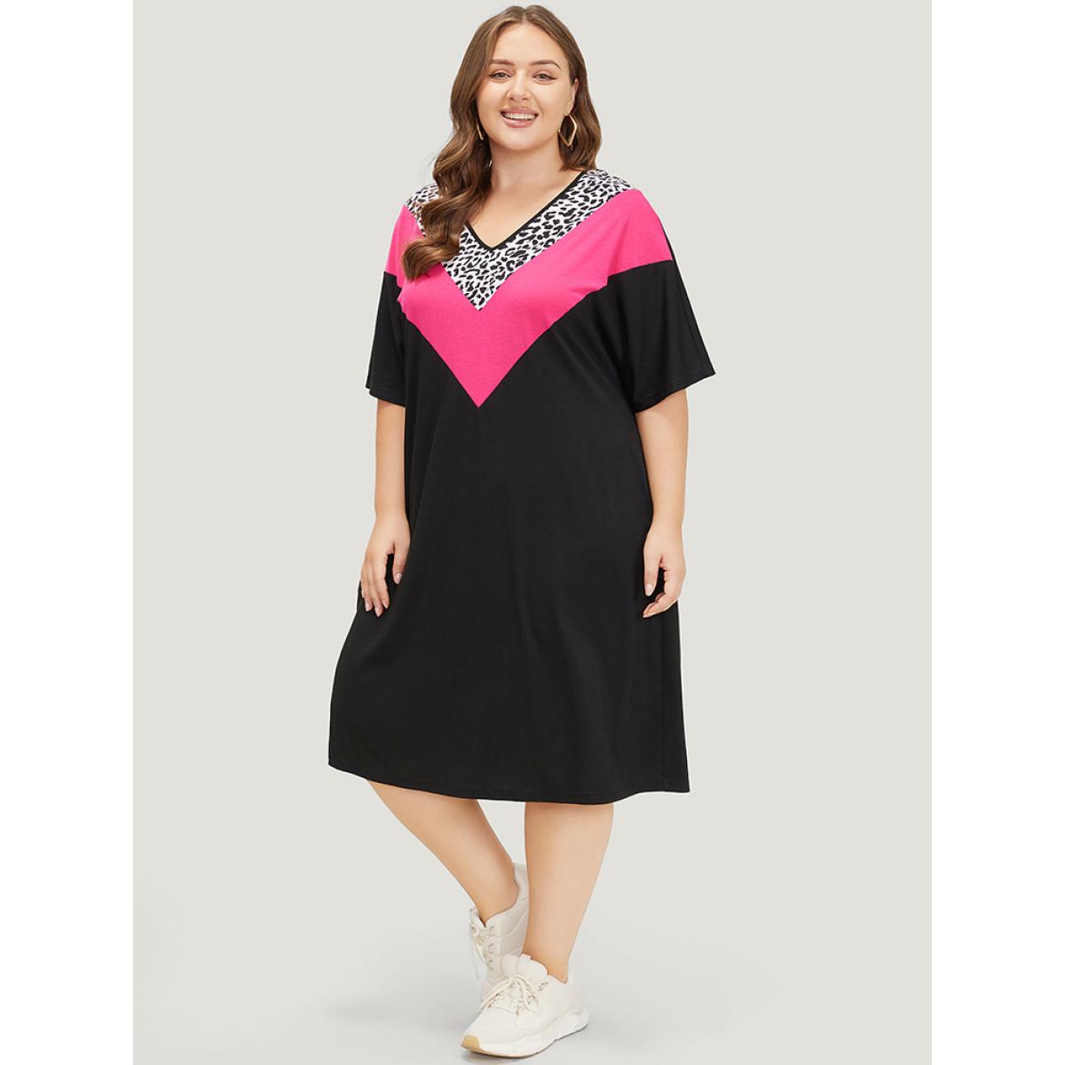 Plus Size Supersoft Essentials Leopard Contrast Batwing Sleeve Pocket Split Hem Dress Black Women Casual Plain V-neck Half Sleeve Curvy Midi Dress BloomChic 14-16/1X Product Image