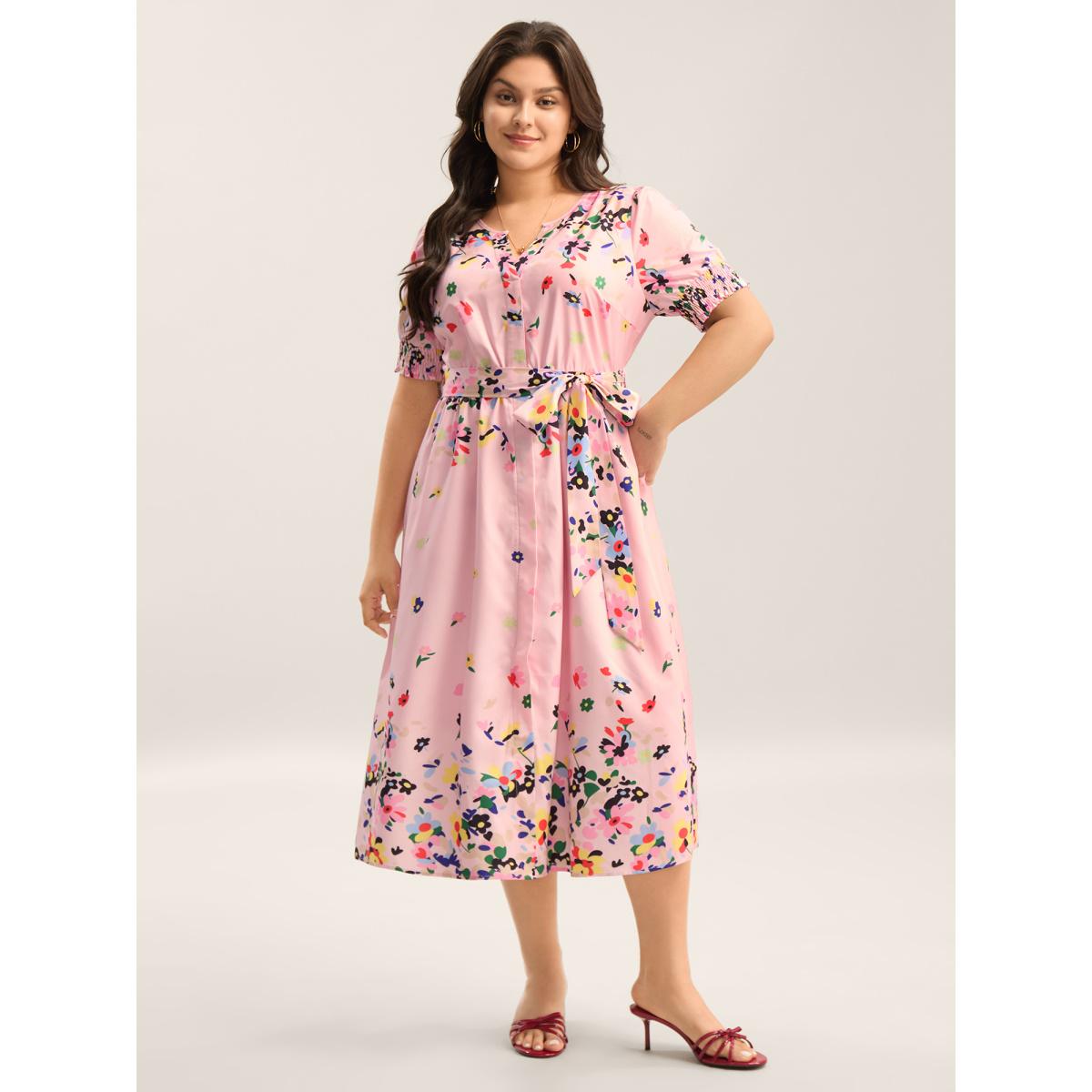 Plus Size Floral Print Elastic Cuffs Belted Midi Dress Crepe Women Flat collar with V-notch Short sleeve Curvy BloomChic 12/L Product Image