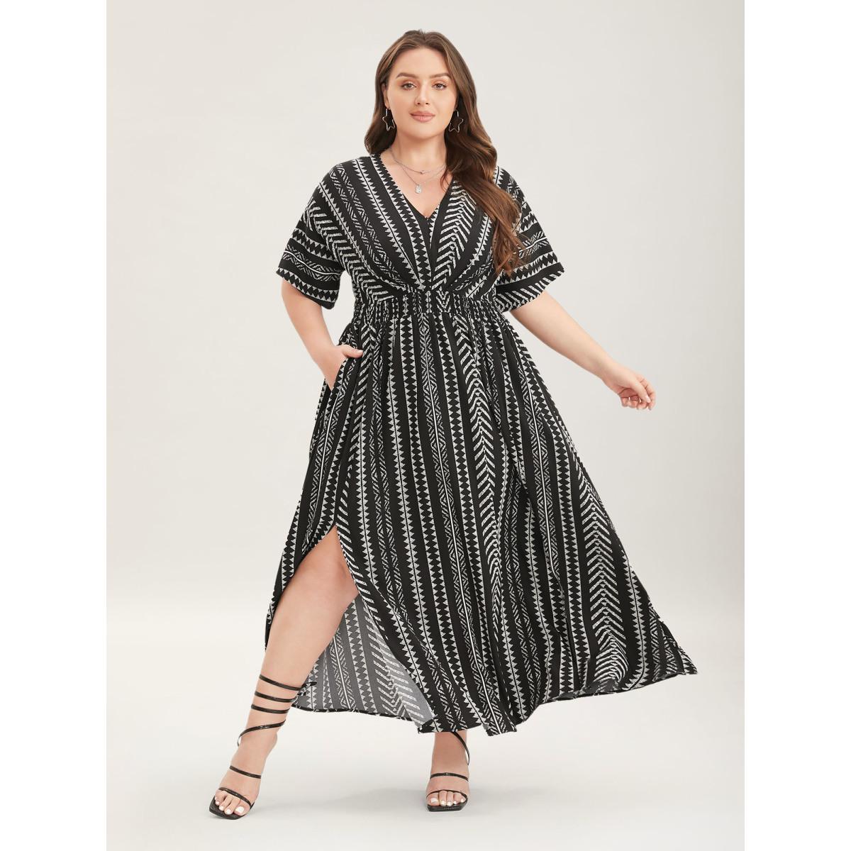 Plus Size Solid Geometric Dolman Sleeve Pocket Shirred Split Hem Dress Black Women Boho Non V-neck Half Sleeve Curvy Long Dress BloomChic 26/4X Product Image