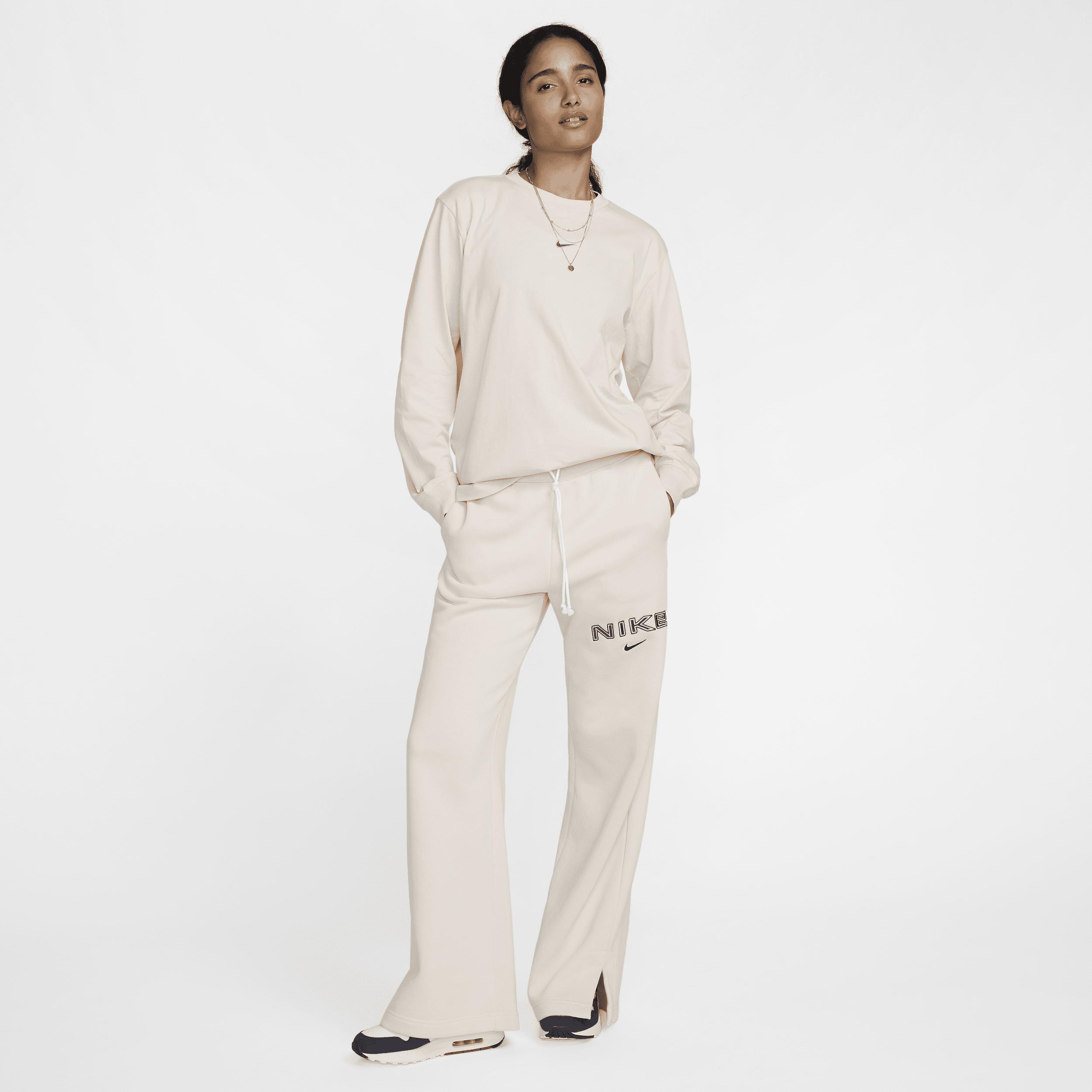 Nike Sportswear Women's Loose Long-Sleeve T-Shirt Product Image
