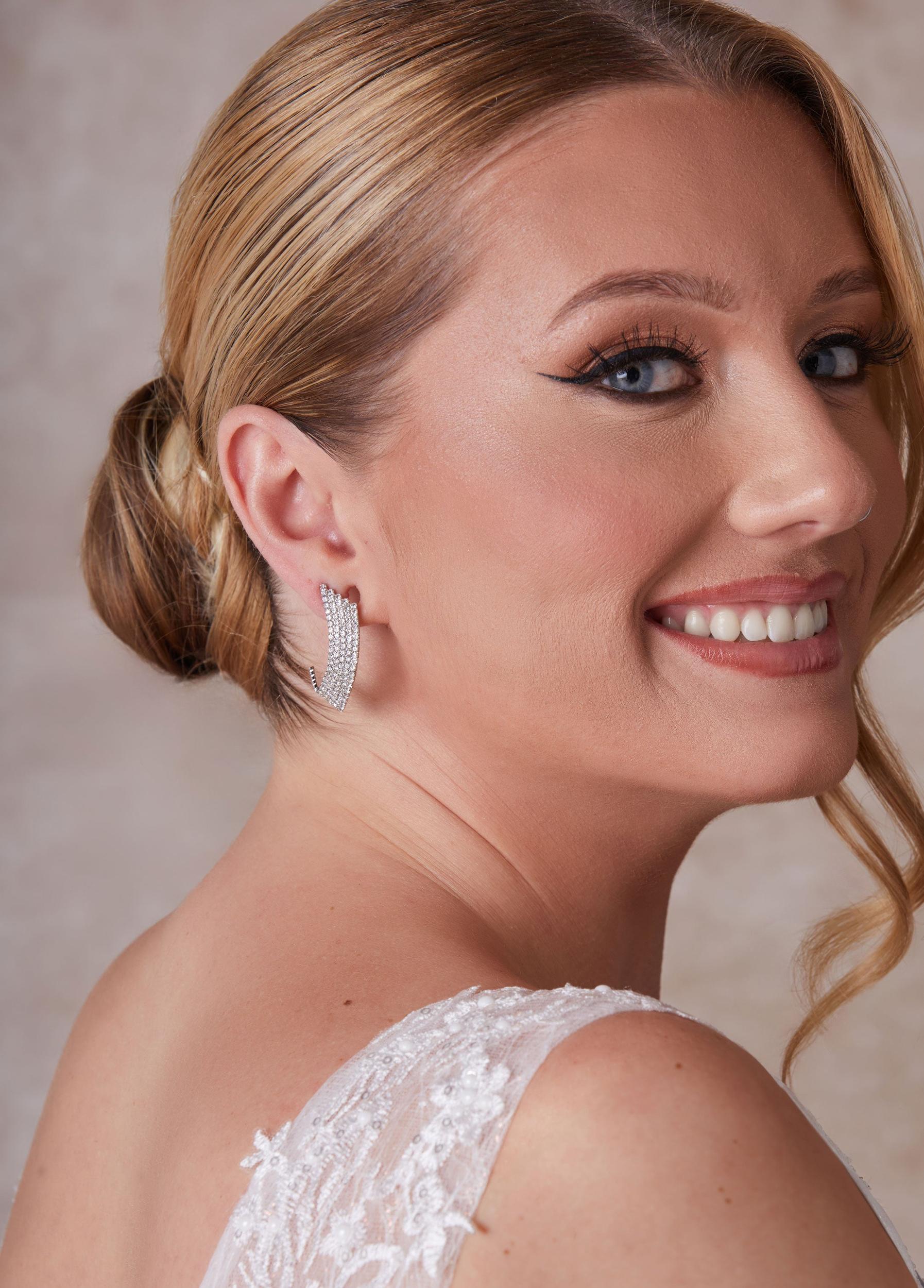 Crystal Oval Earrings Product Image