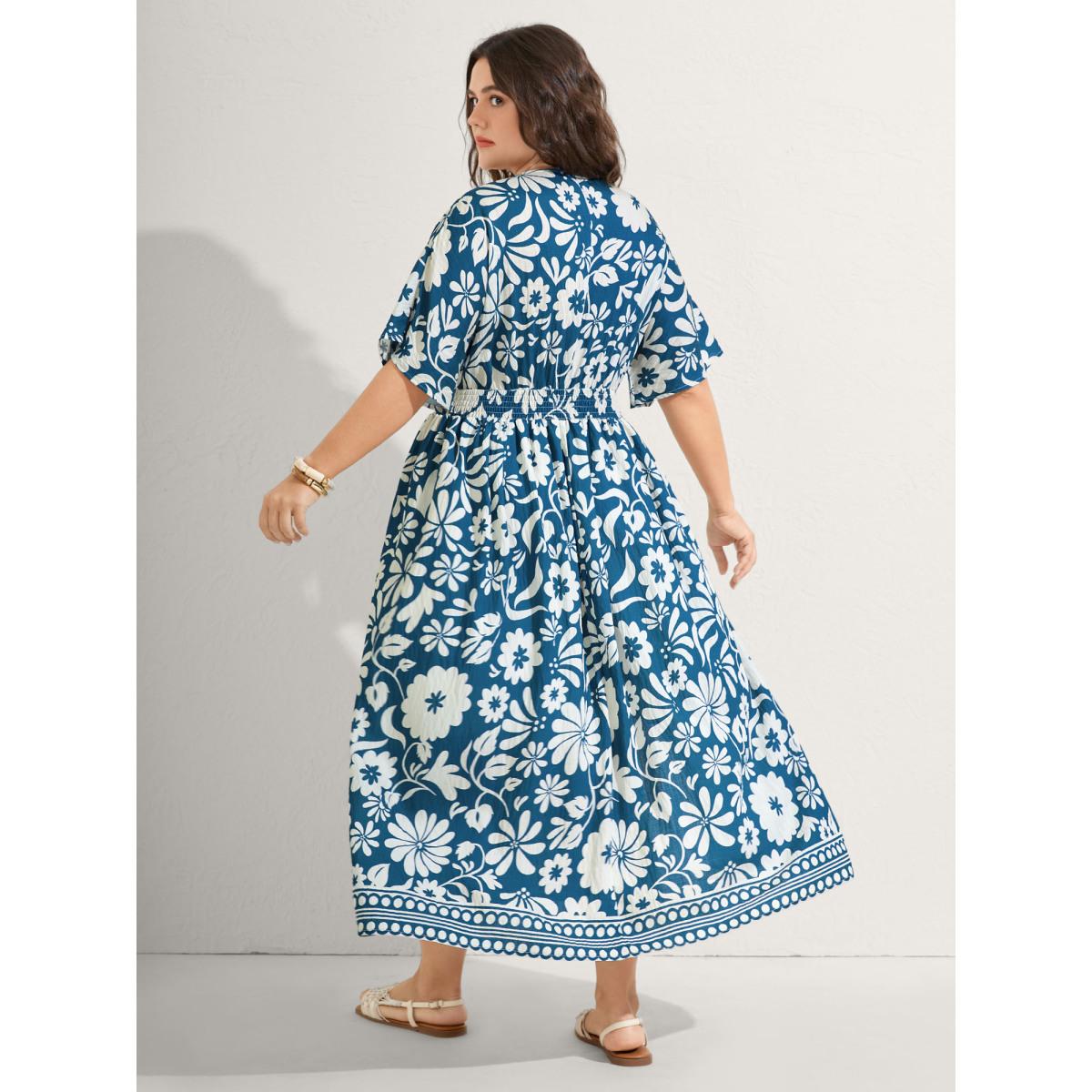 Plus Size Large Floral Print Pockets Midi Dress DarkGreen Women Resort Slit V-neck Short sleeve Curvy BloomChic 10/M Product Image