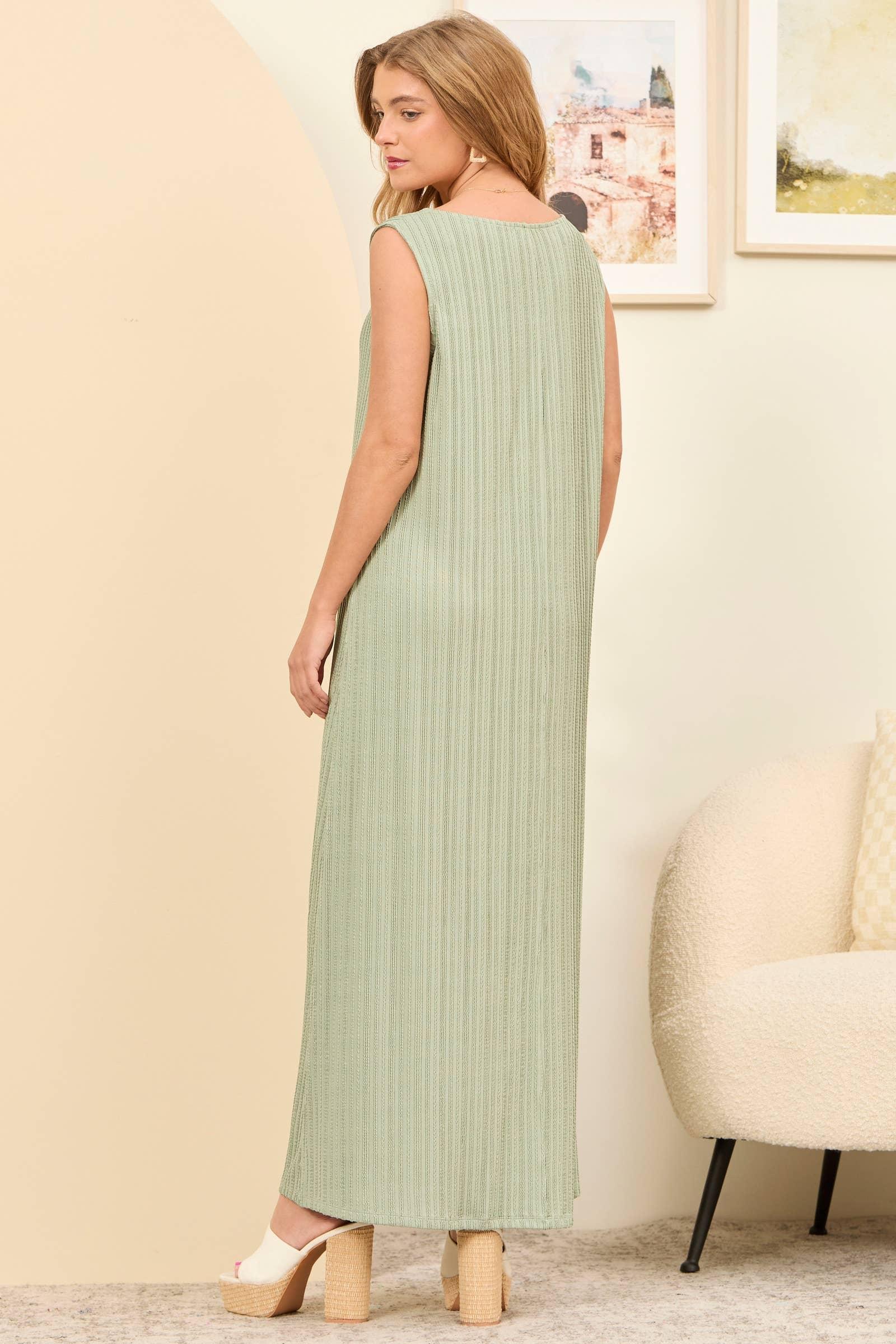 Textured Pleated Maxi Dress: NAVY Product Image