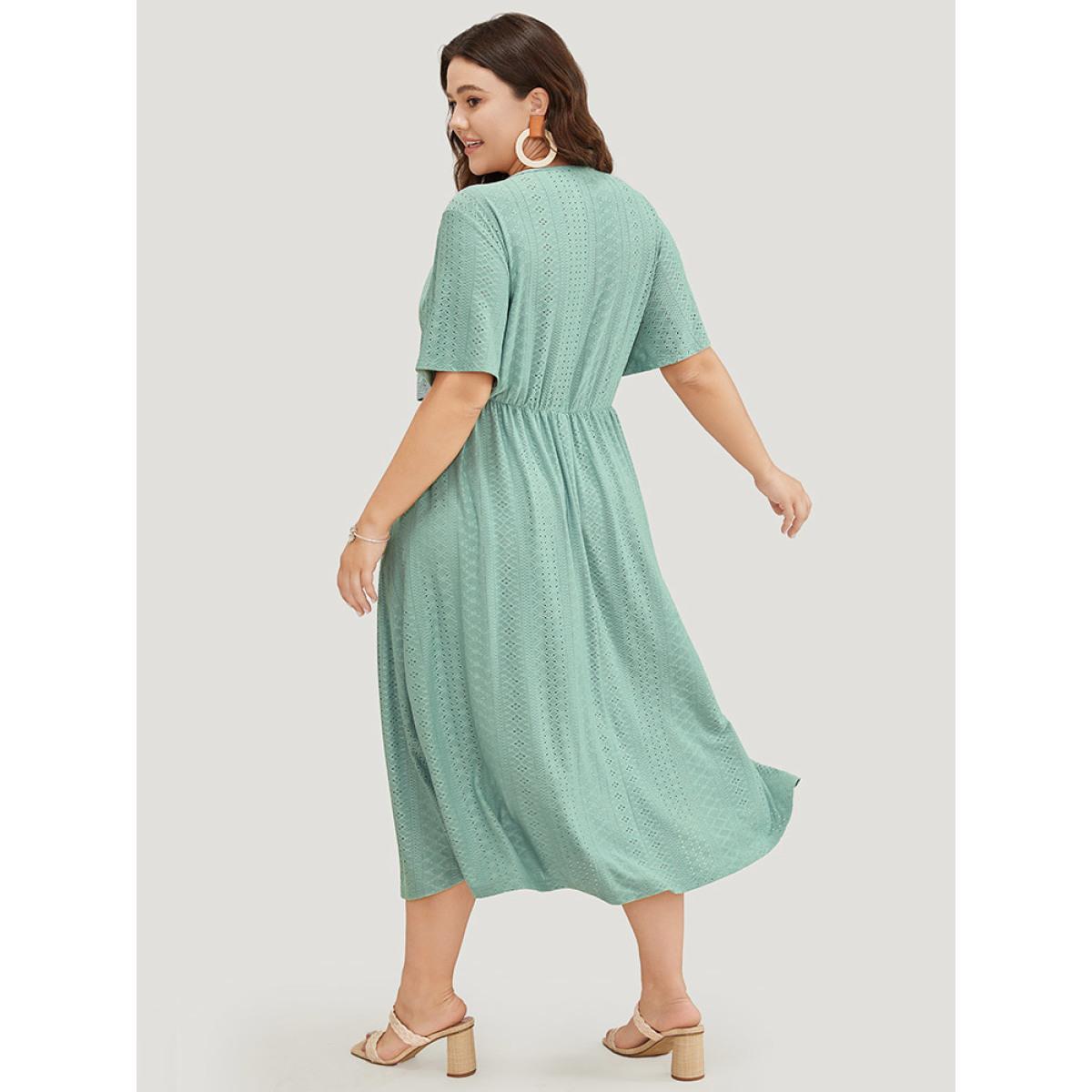 Plus Size Solid Ruffle Sleeve Pocket Contrast Lace Broderie Anglaise Dress Mint Women Elegant Lined V-neck Short sleeve Curvy Midi Dress BloomChic 26/4X Product Image