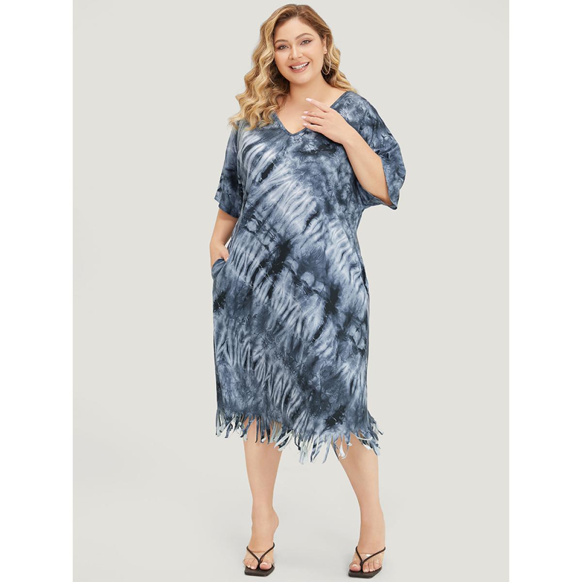 Plus Size Tie Dye V Neck Pocket Batwing Sleeve Fringe Hem Dress Indigo Women Vacation Tassels V-neck Half Sleeve Curvy Midi Dress BloomChic 12/L Product Image