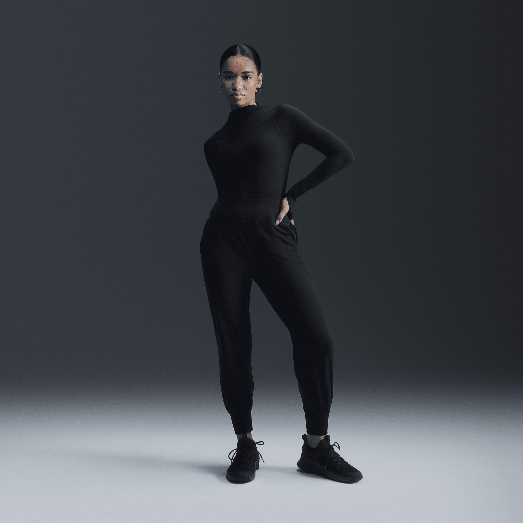 Nike Womens Zenvy Dri-FIT Long-Sleeve Top | FN3022-010 Product Image