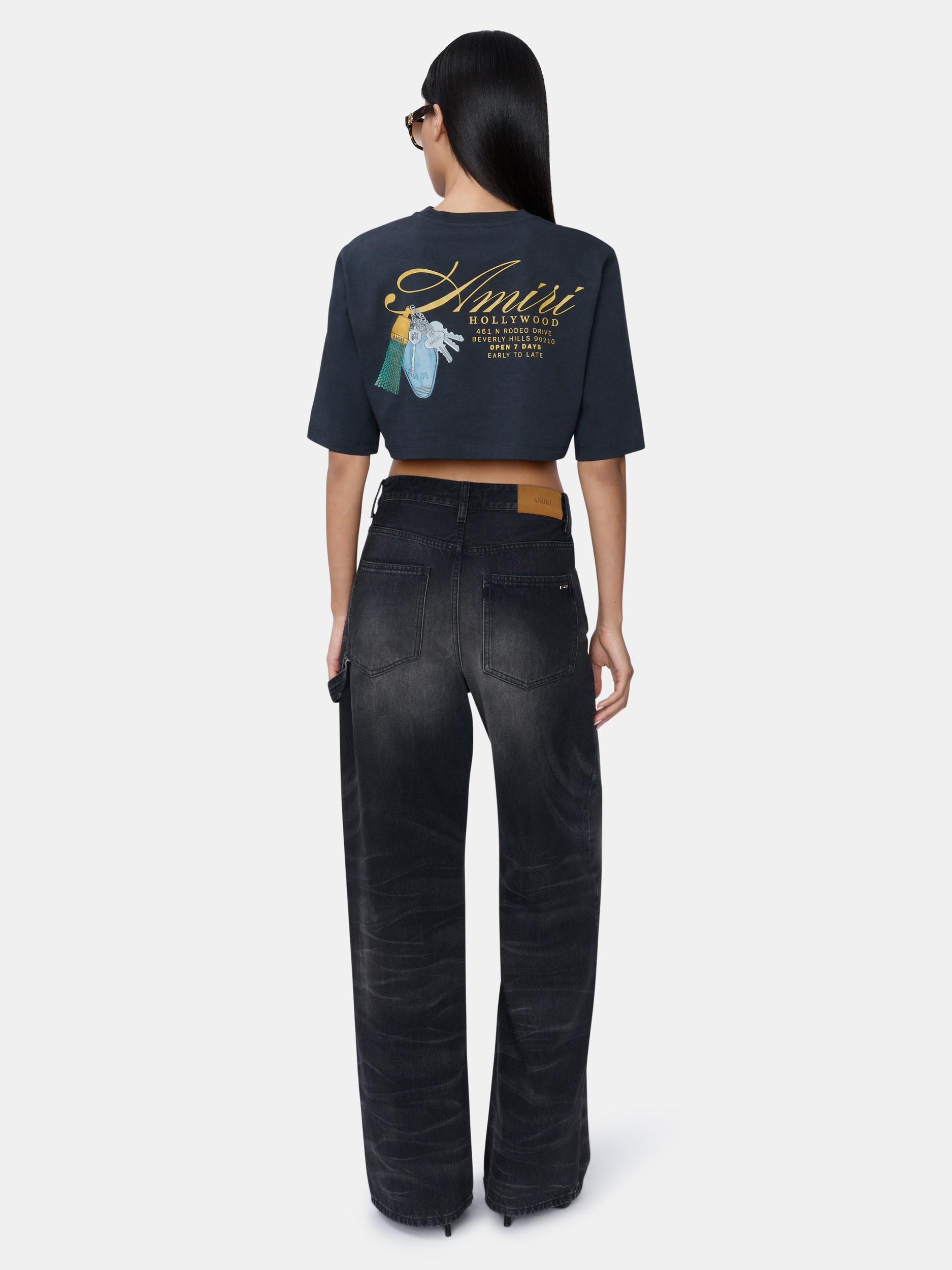 WOMEN - WOMEN'S CHATEAU KEYS CROPPED TEE - Black Female Product Image