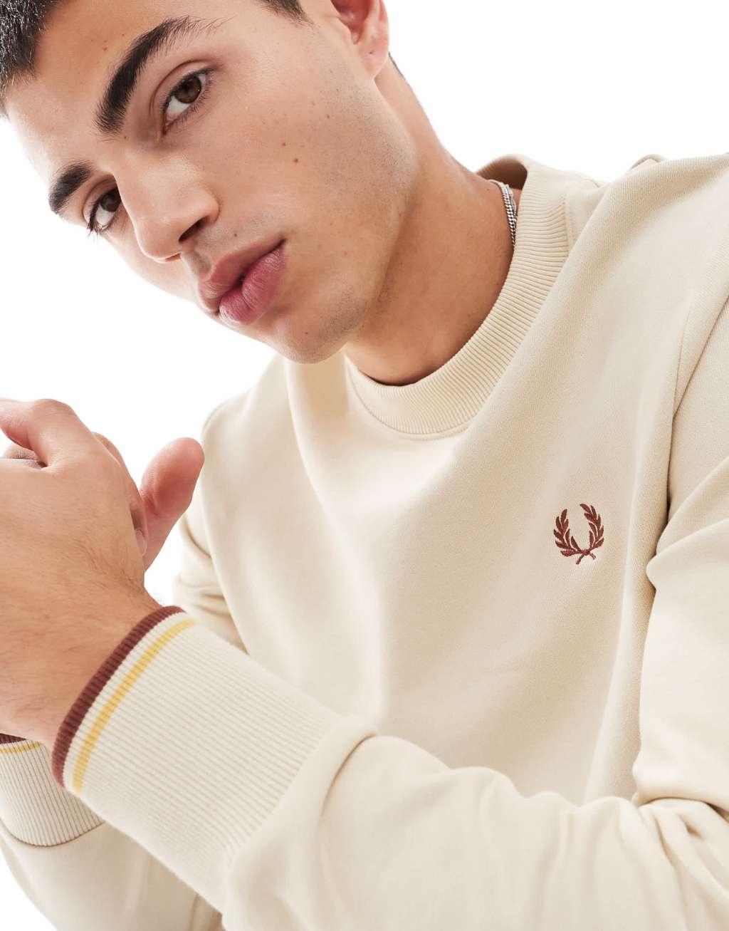 Fred Perry crew neck sweatshirt in light beige Product Image