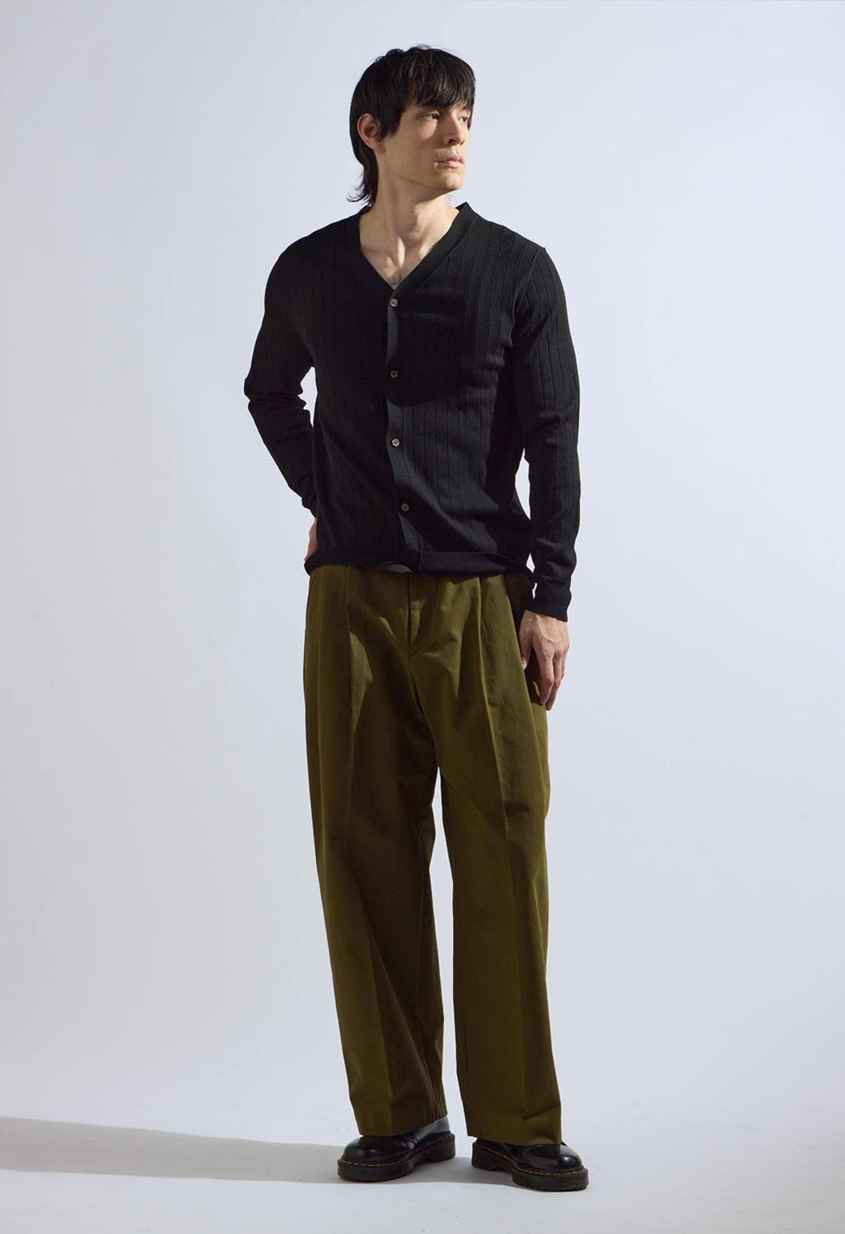 Casual Cardigan in Black Product Image