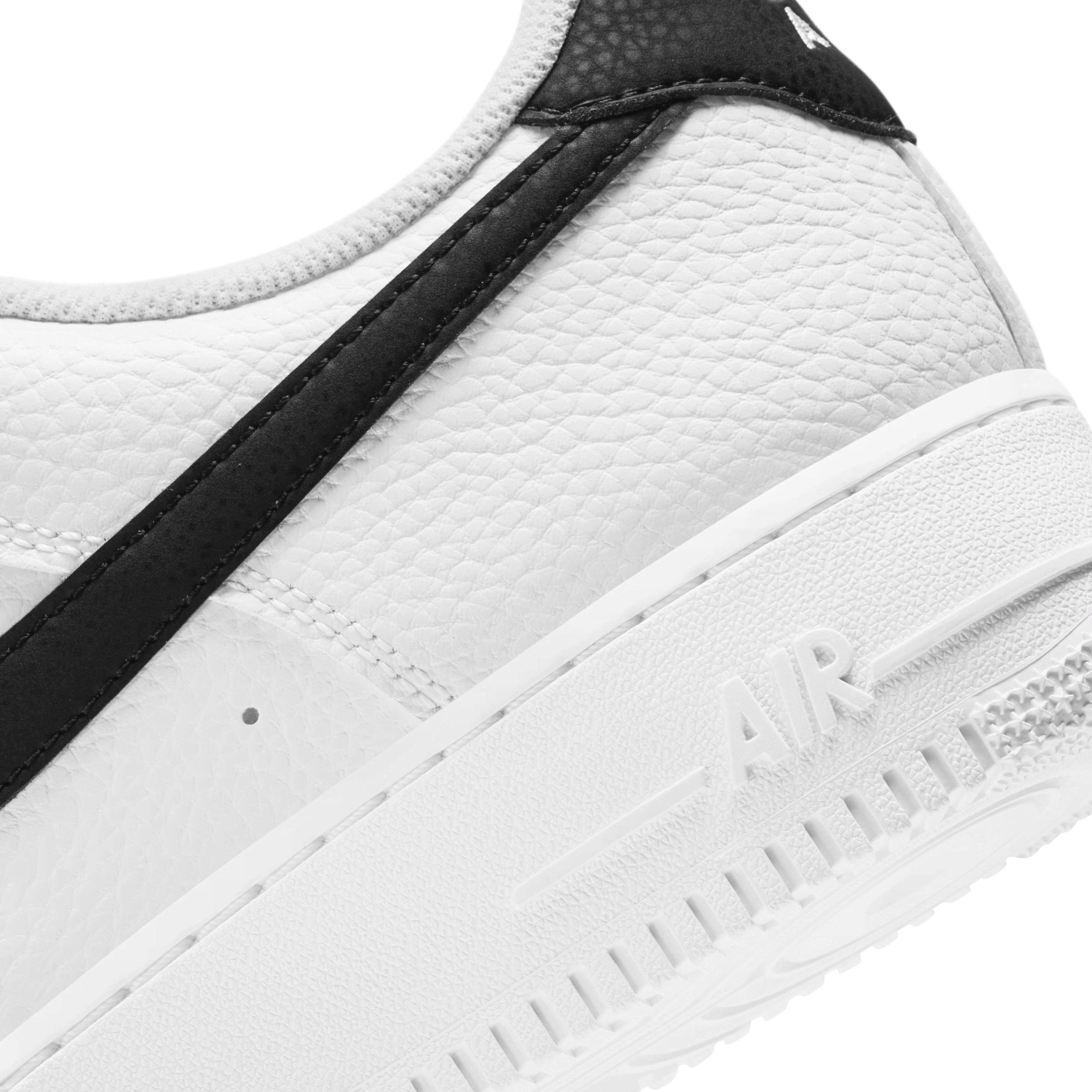 Nike Mens Air Force 1 07 Shoes | CT2302-100 Product Image
