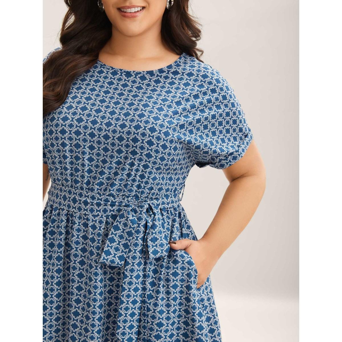 Plus Size Geometric Print Belted Pockets Midi Dress Mediumblue Women Round Neck Short sleeve Curvy BloomChic 26/4X Product Image