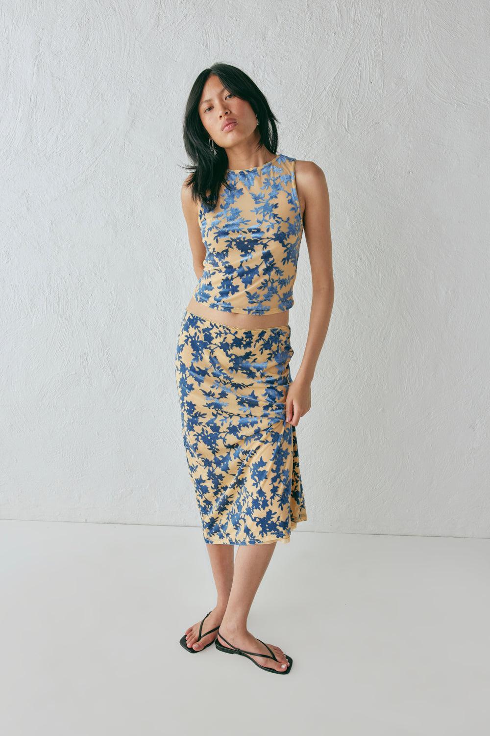 Cas Midi Skirt Vea Product Image
