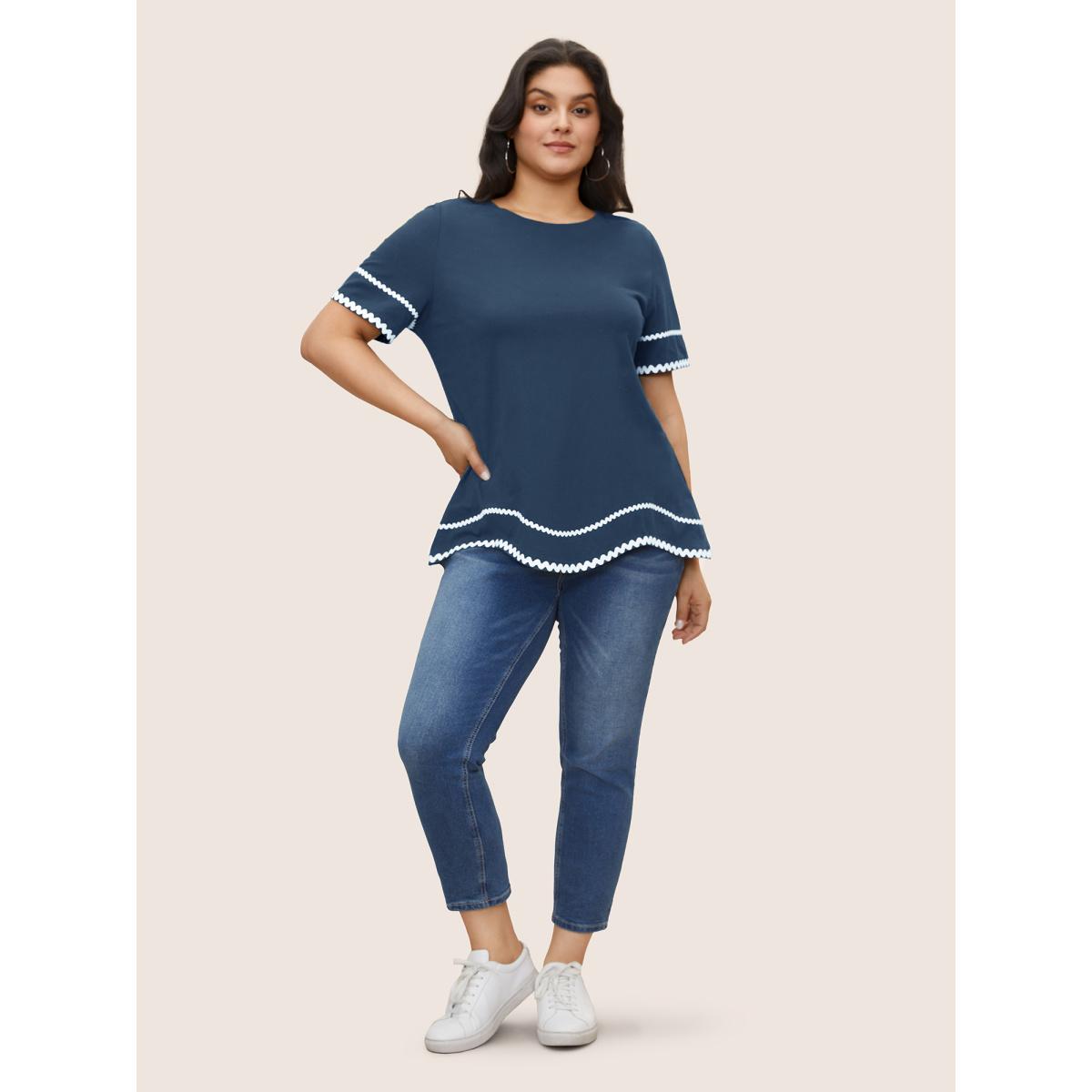 Plus Size Cotton Contrast Trim Round Neck T-shirt Aegean Women Casual Contrast Round Neck Everyday T-shirts BloomChic 28/5X Product Image