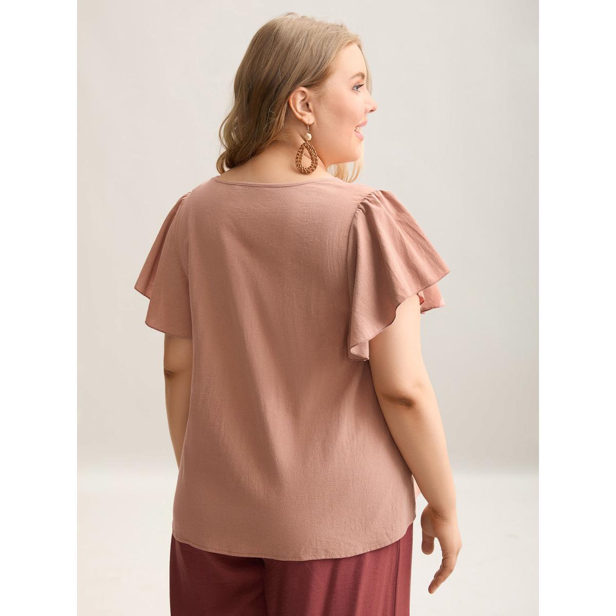 Plus Size Crepe Pure Cotton Flutter Sleeve V-Neck Blouse Women Resort Short sleeve V-neck Vacation Blouses BloomChic 26/4X Product Image