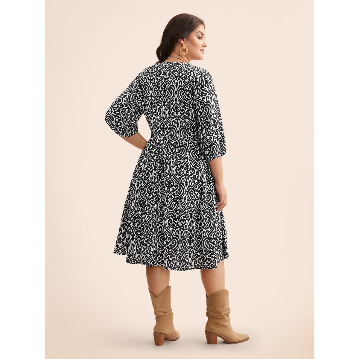 Plus Size Damask Print Tie Knot Puff Sleeve Dress BlackFlower Women Resort Tie knot V-neck Elbow-length sleeve Curvy BloomChic 30/6X Product Image