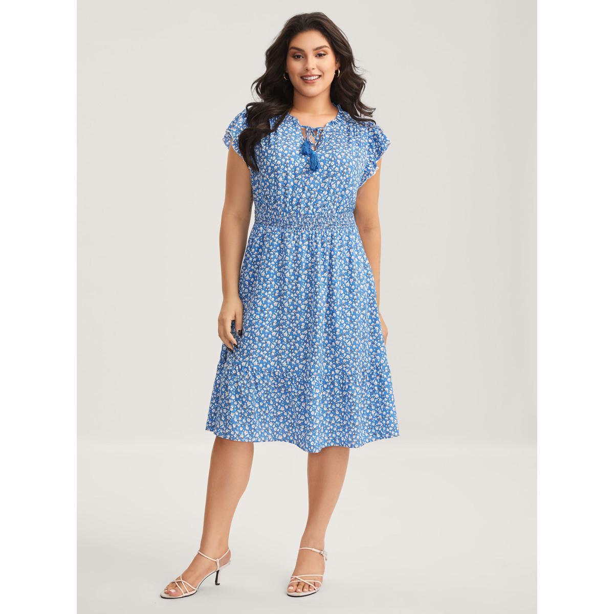 Plus Size Ditsy Floral Print Stretchy Waist Midi Dress Skyblue Women Notched collar Cap Sleeve Curvy BloomChic 22-24/3X Product Image